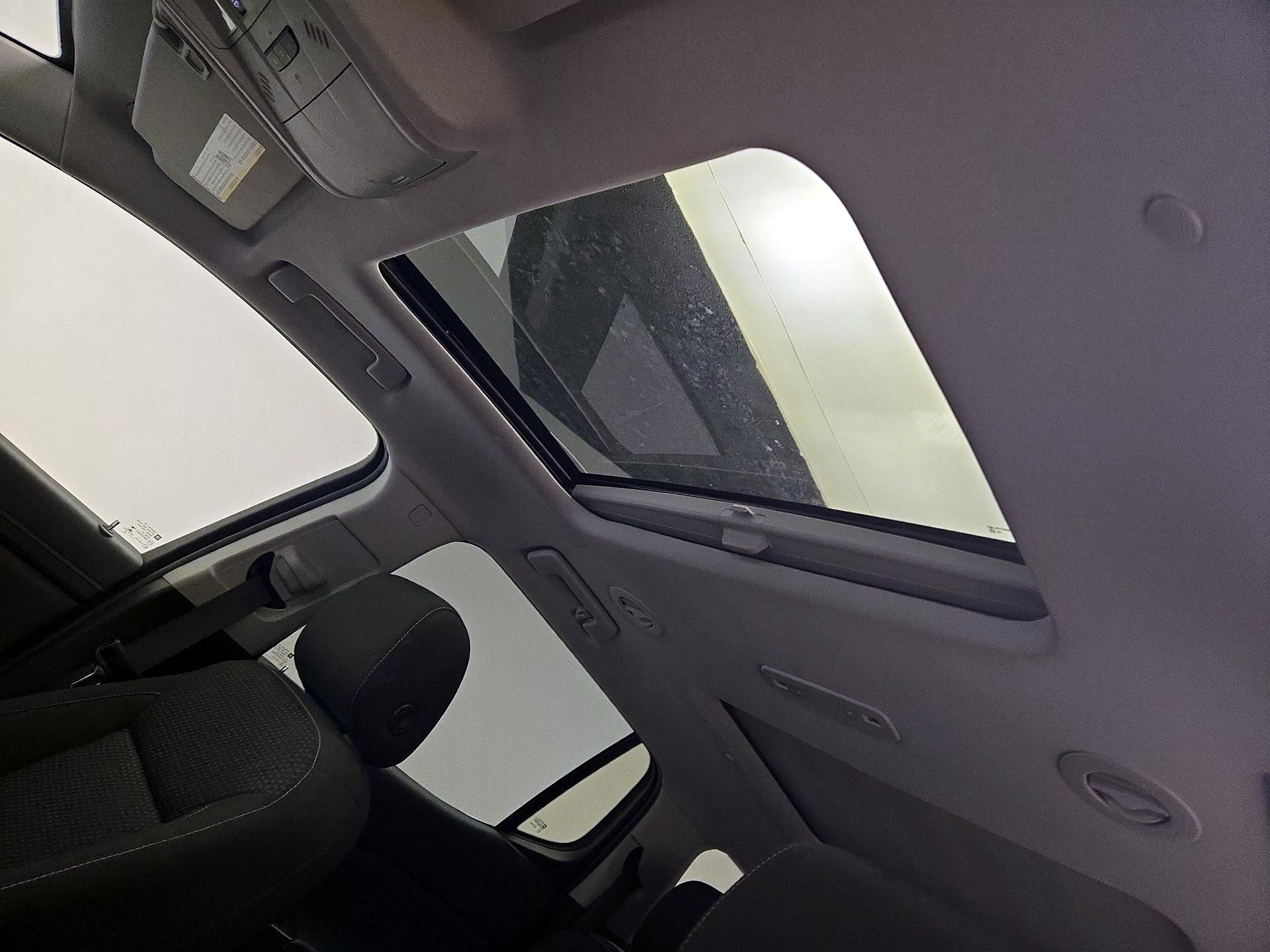 Thumbnail: 2022 GMC Acadia - 19