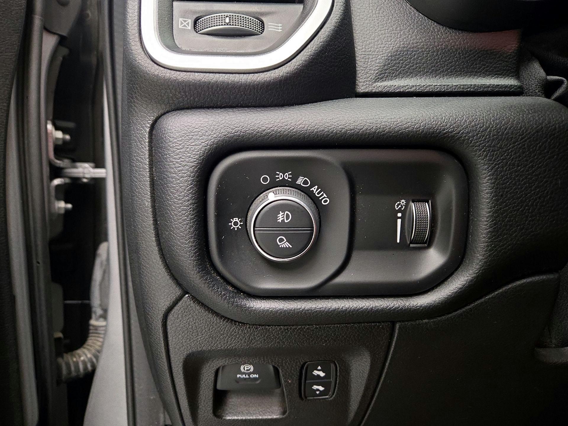 Thumbnail: 2021 RAM 1500 - 13