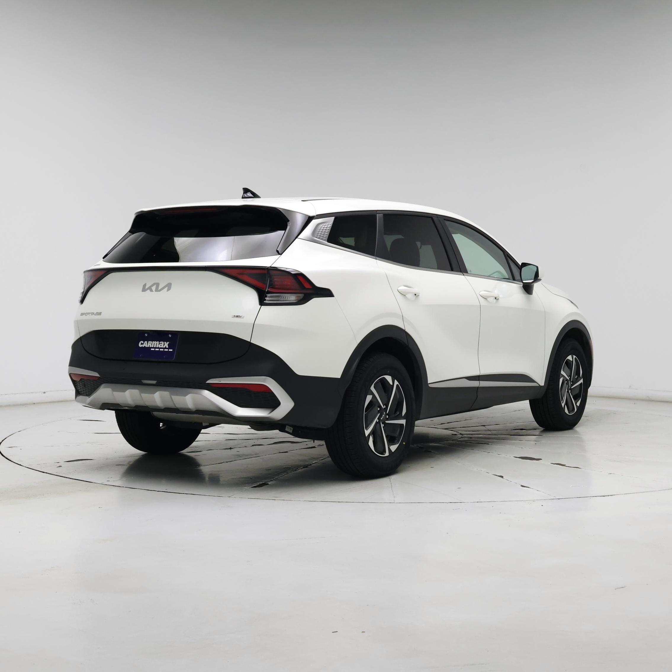 Thumbnail: 2023 Kia Sportage - 8