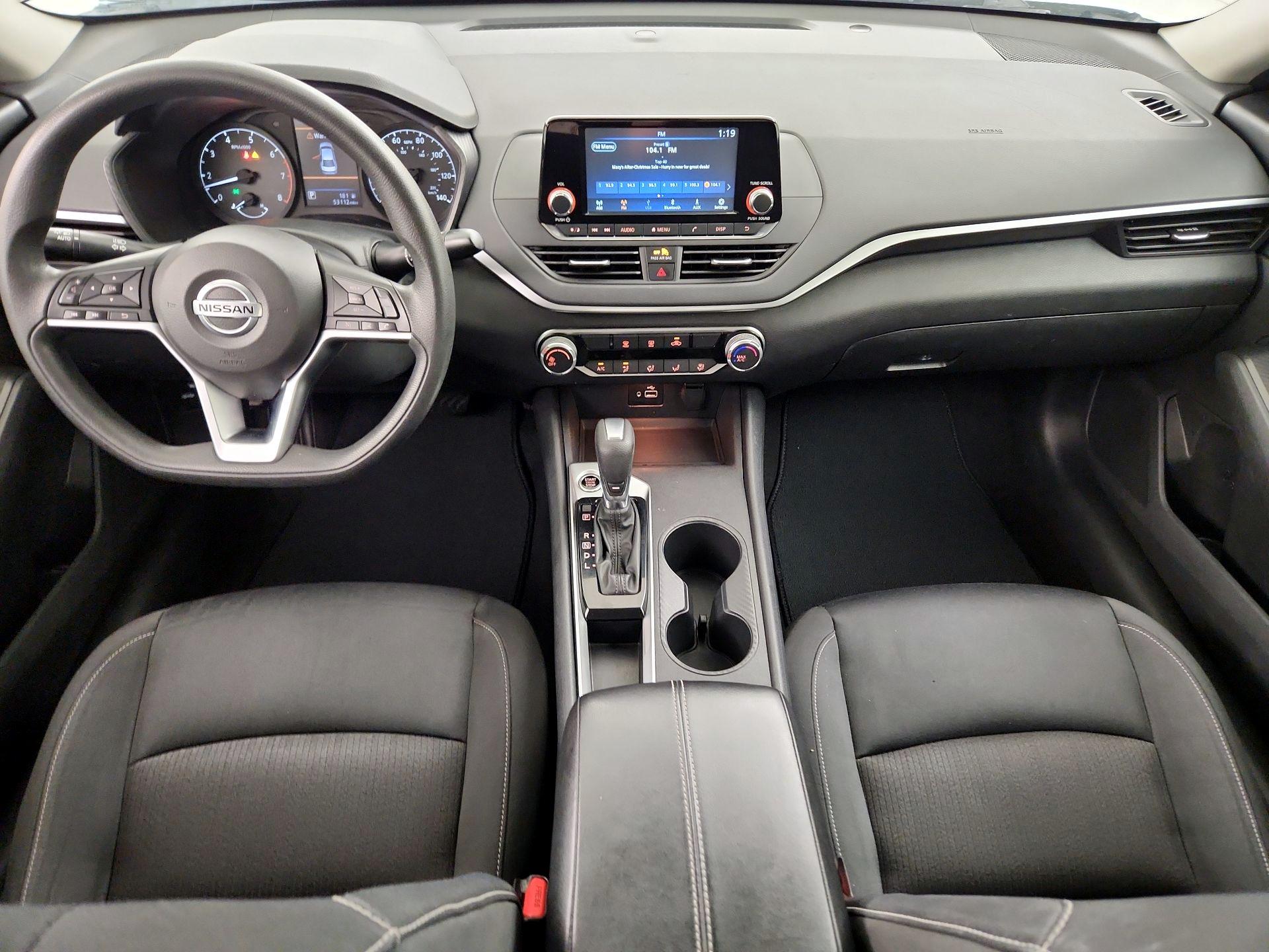 Thumbnail: 2021 Nissan Altima - 9