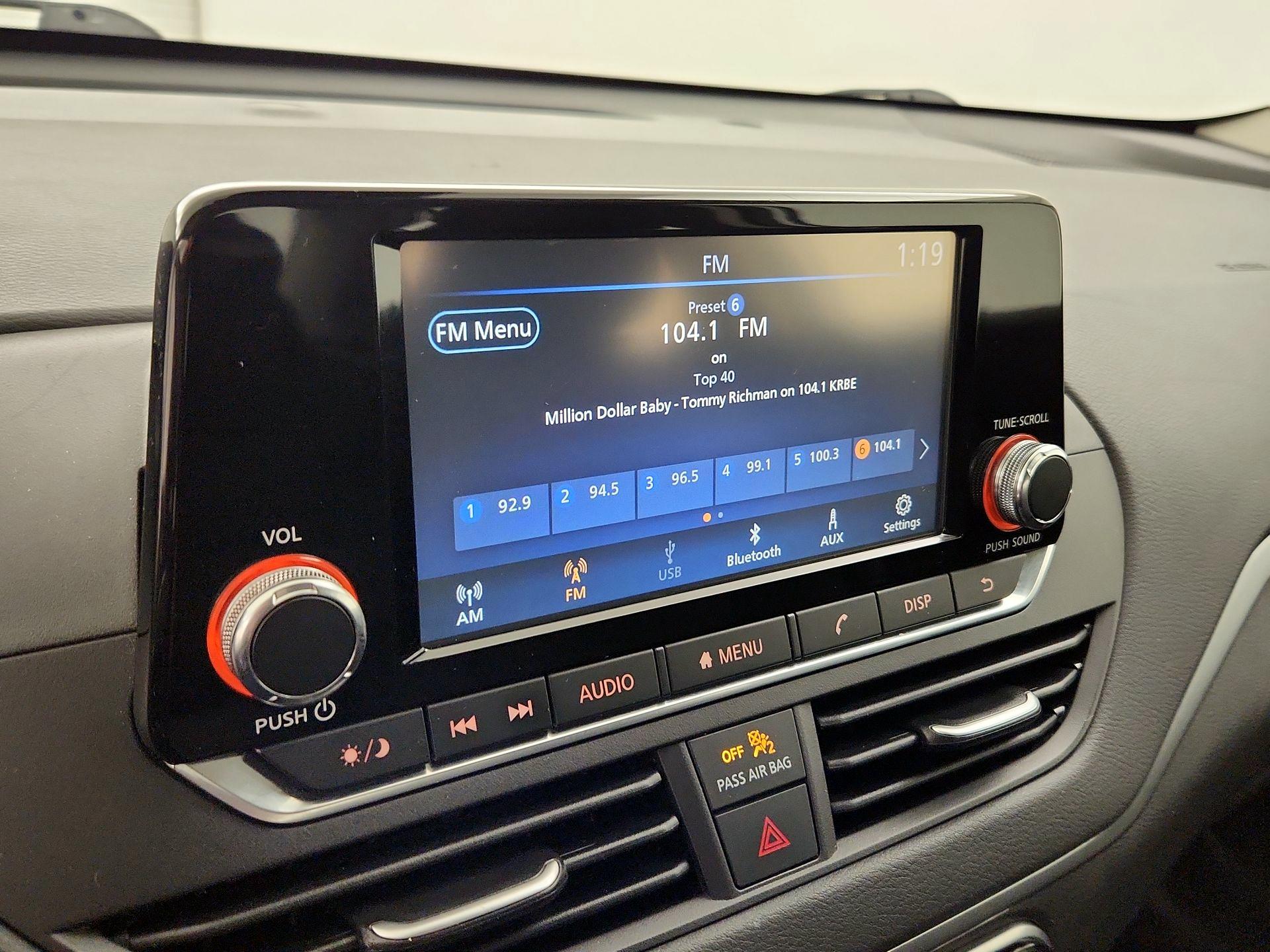 Thumbnail: 2021 Nissan Altima - 15