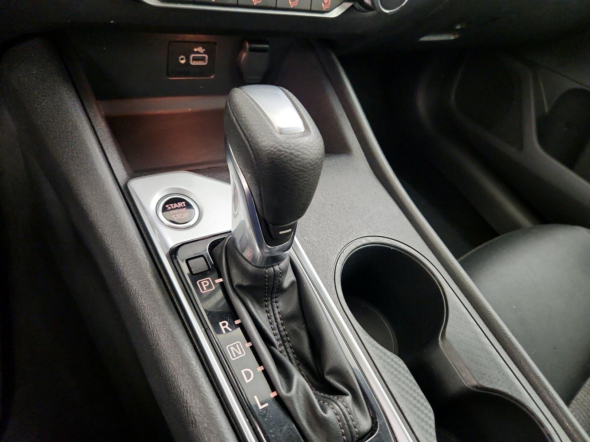 Thumbnail: 2021 Nissan Altima - 17