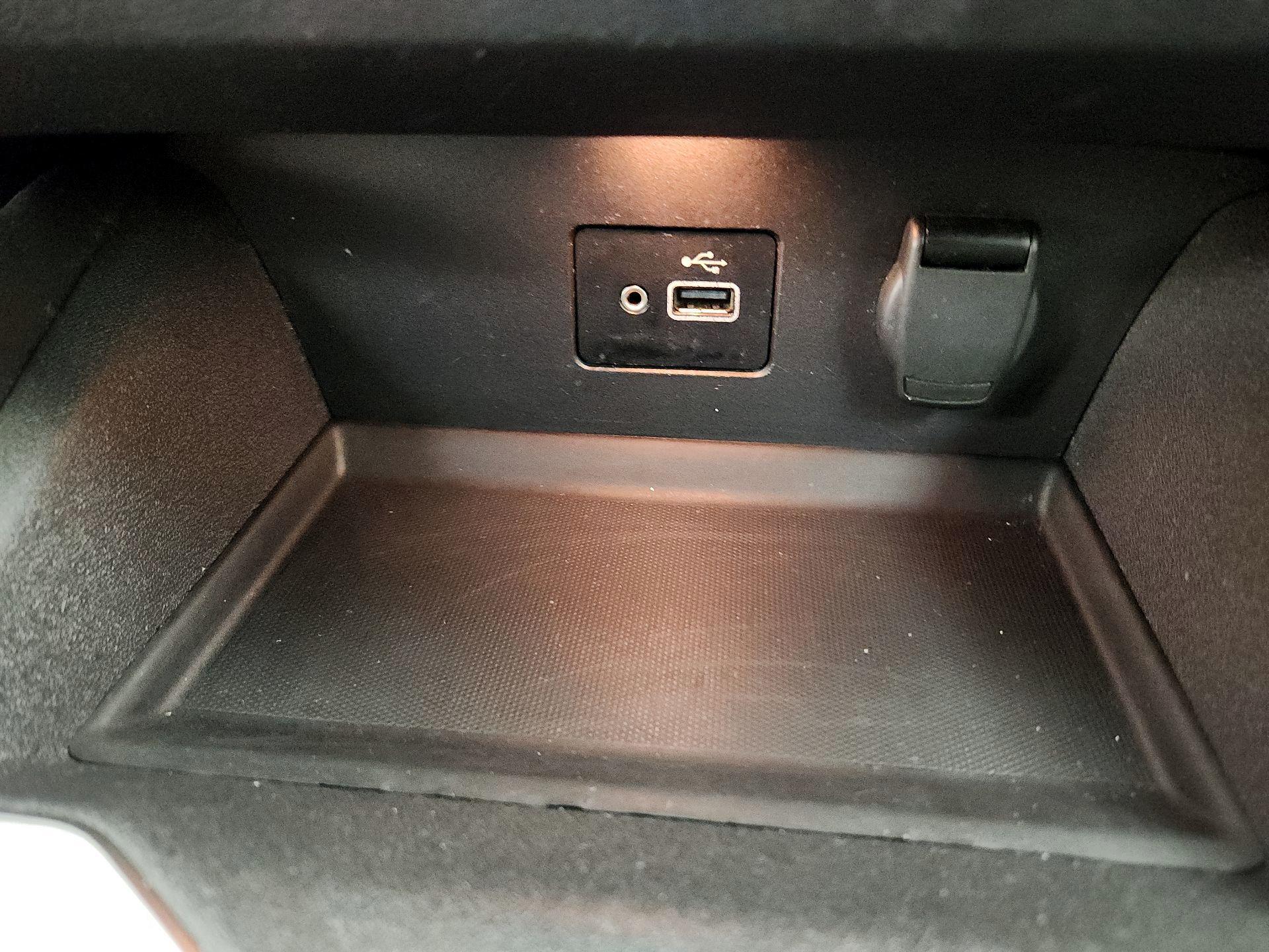 Thumbnail: 2021 Nissan Altima - 18