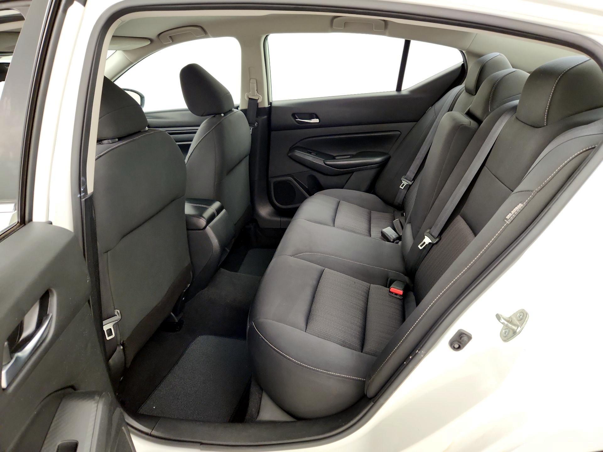 Thumbnail: 2021 Nissan Altima - 19