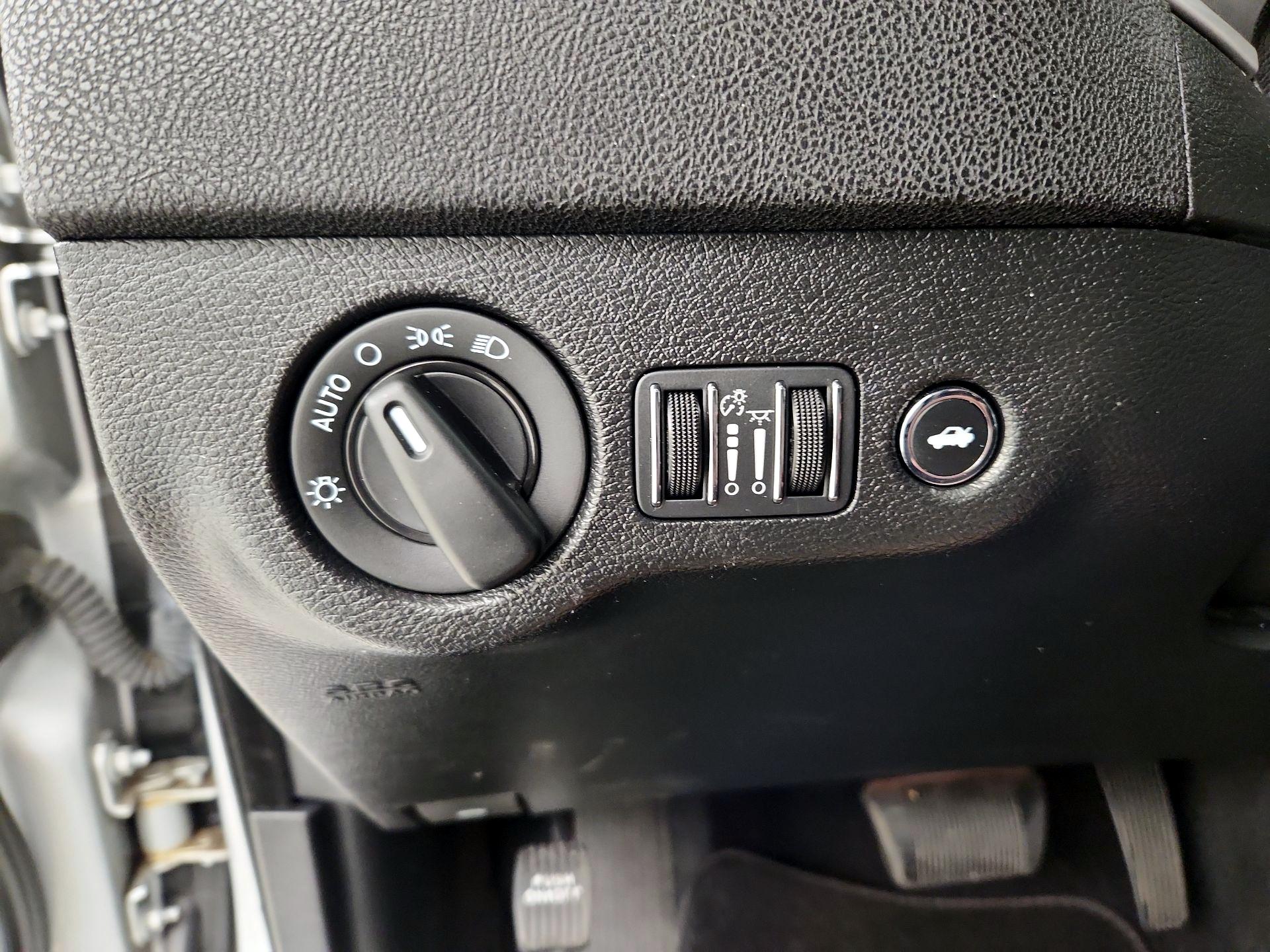 Thumbnail: 2022 Dodge Charger - 13