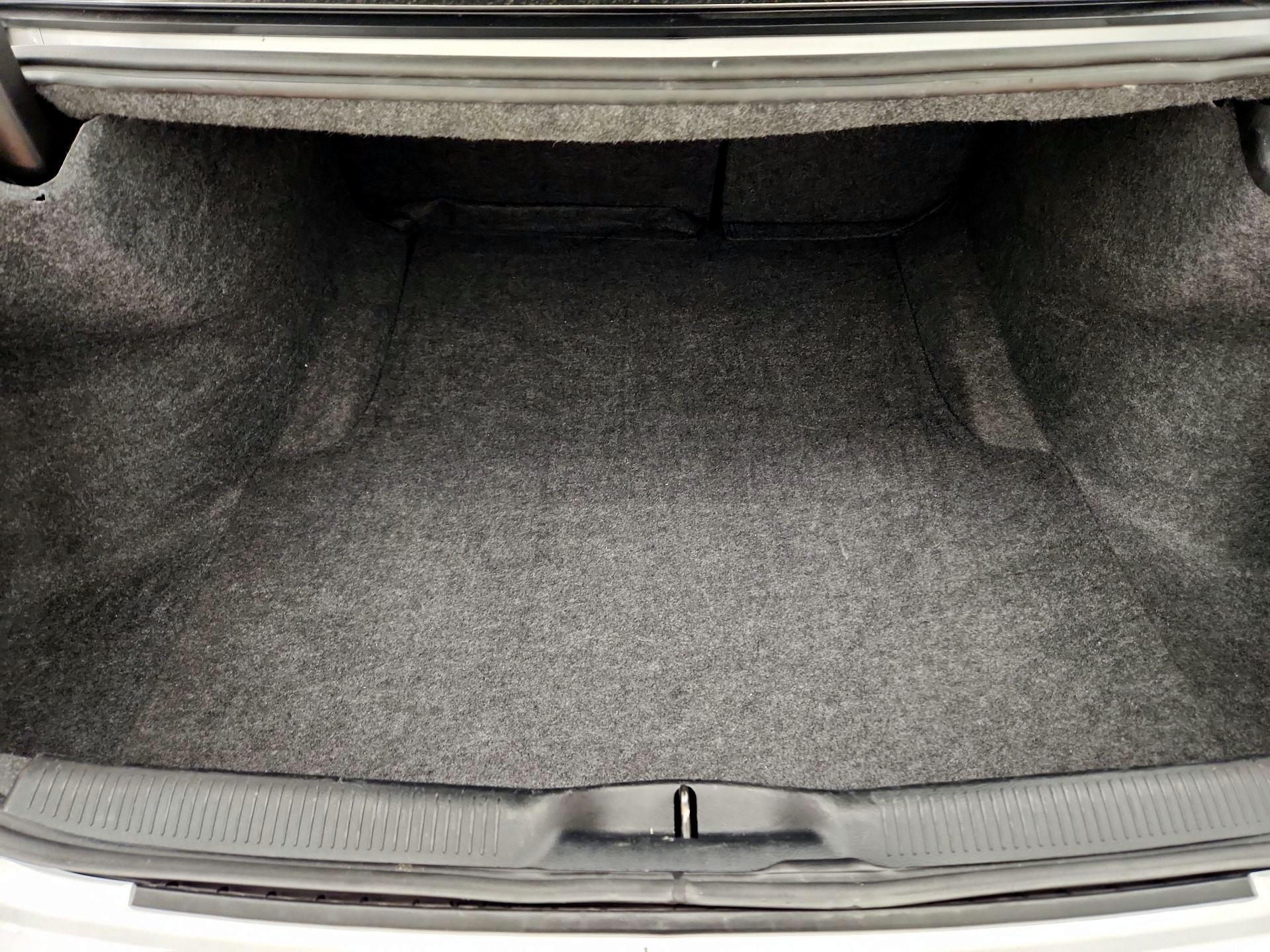 Thumbnail: 2022 Dodge Charger - 20