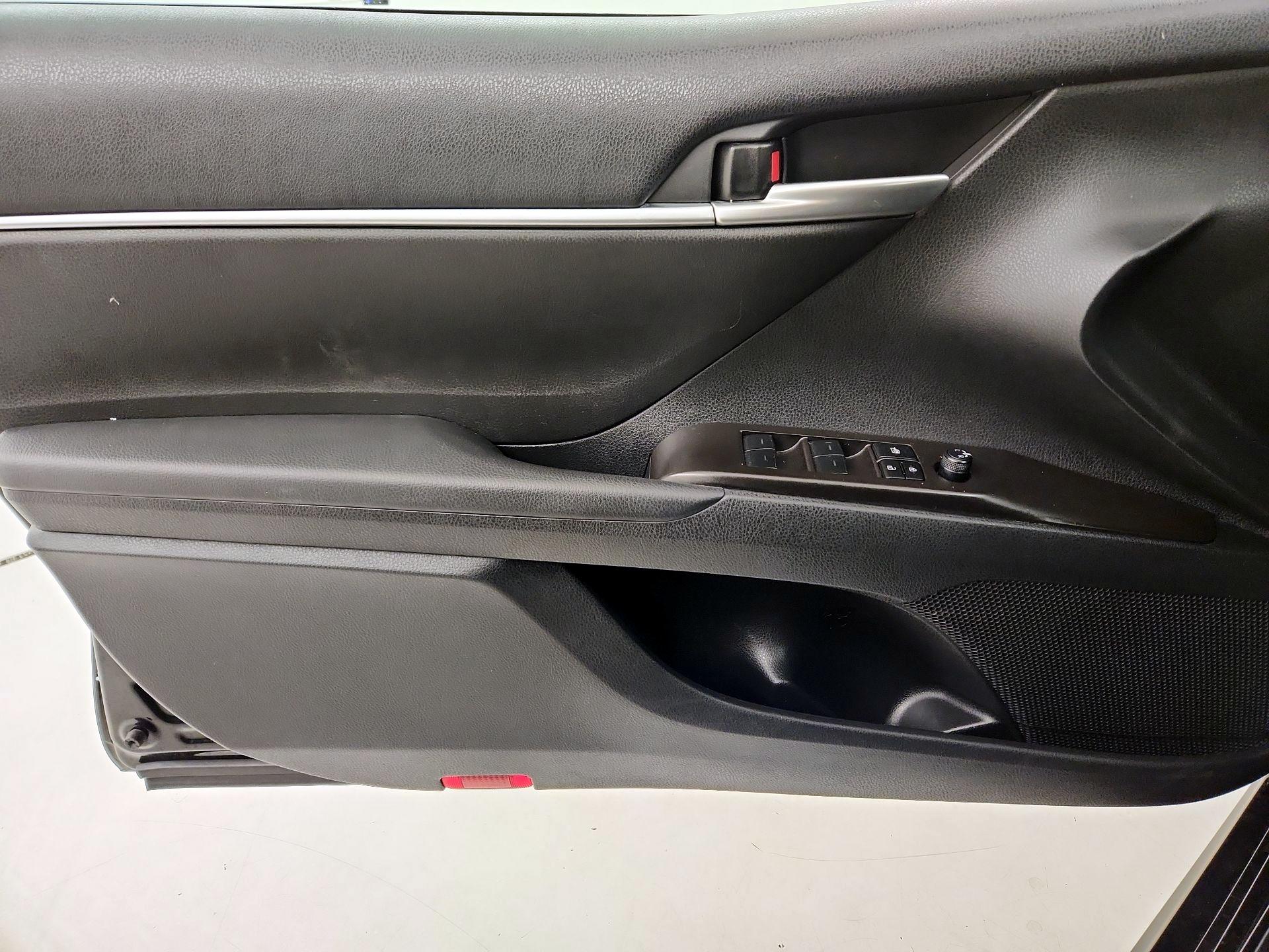 Thumbnail: 2024 Toyota Camry - 12