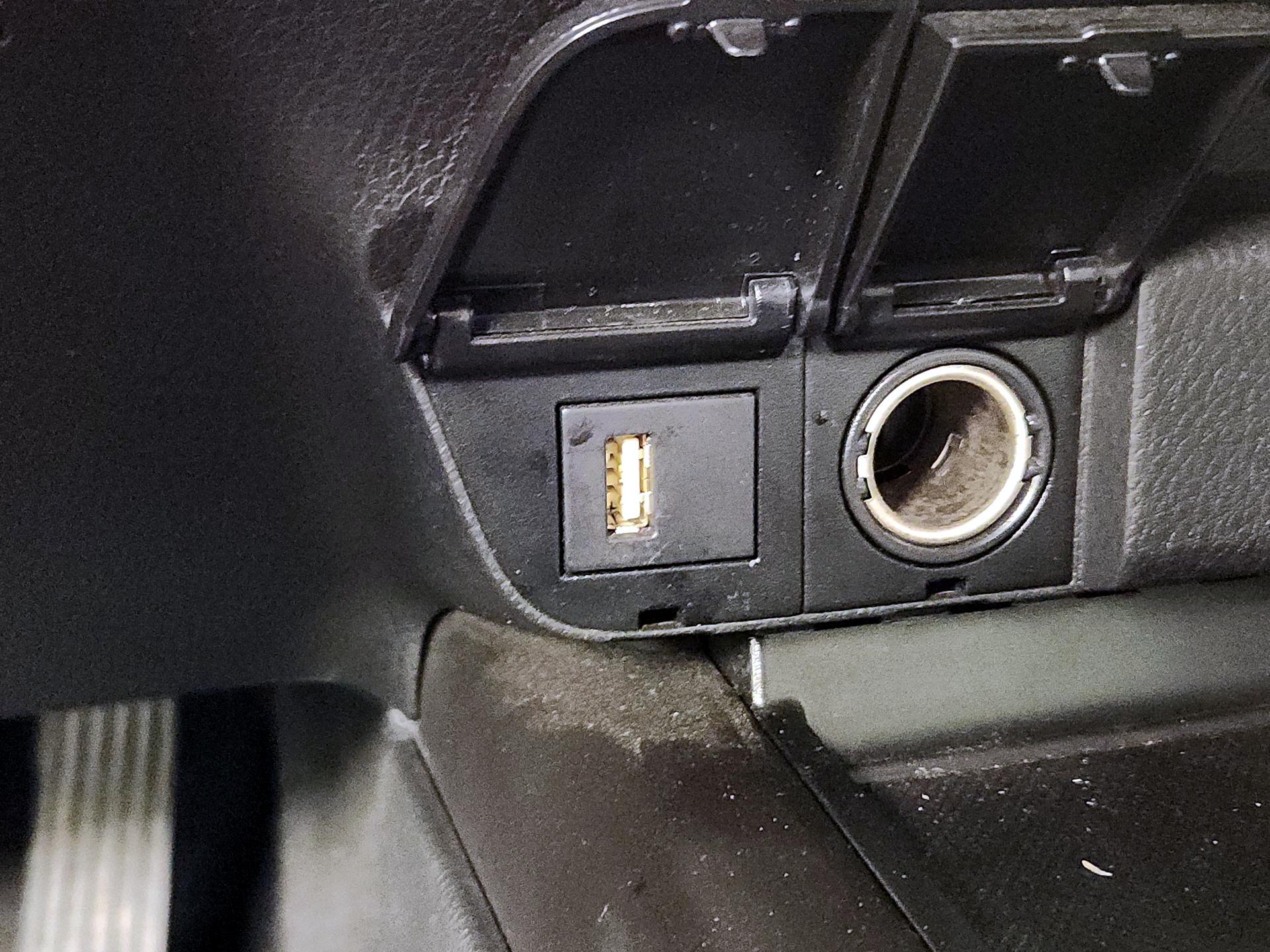 Thumbnail: 2024 Toyota Camry - 18