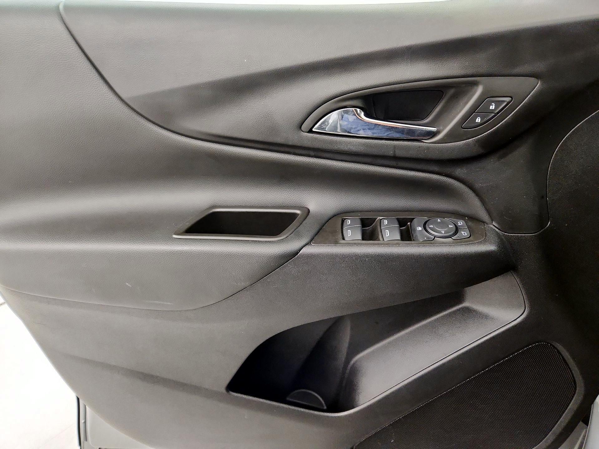 Thumbnail: 2023 Chevrolet Equinox - 12