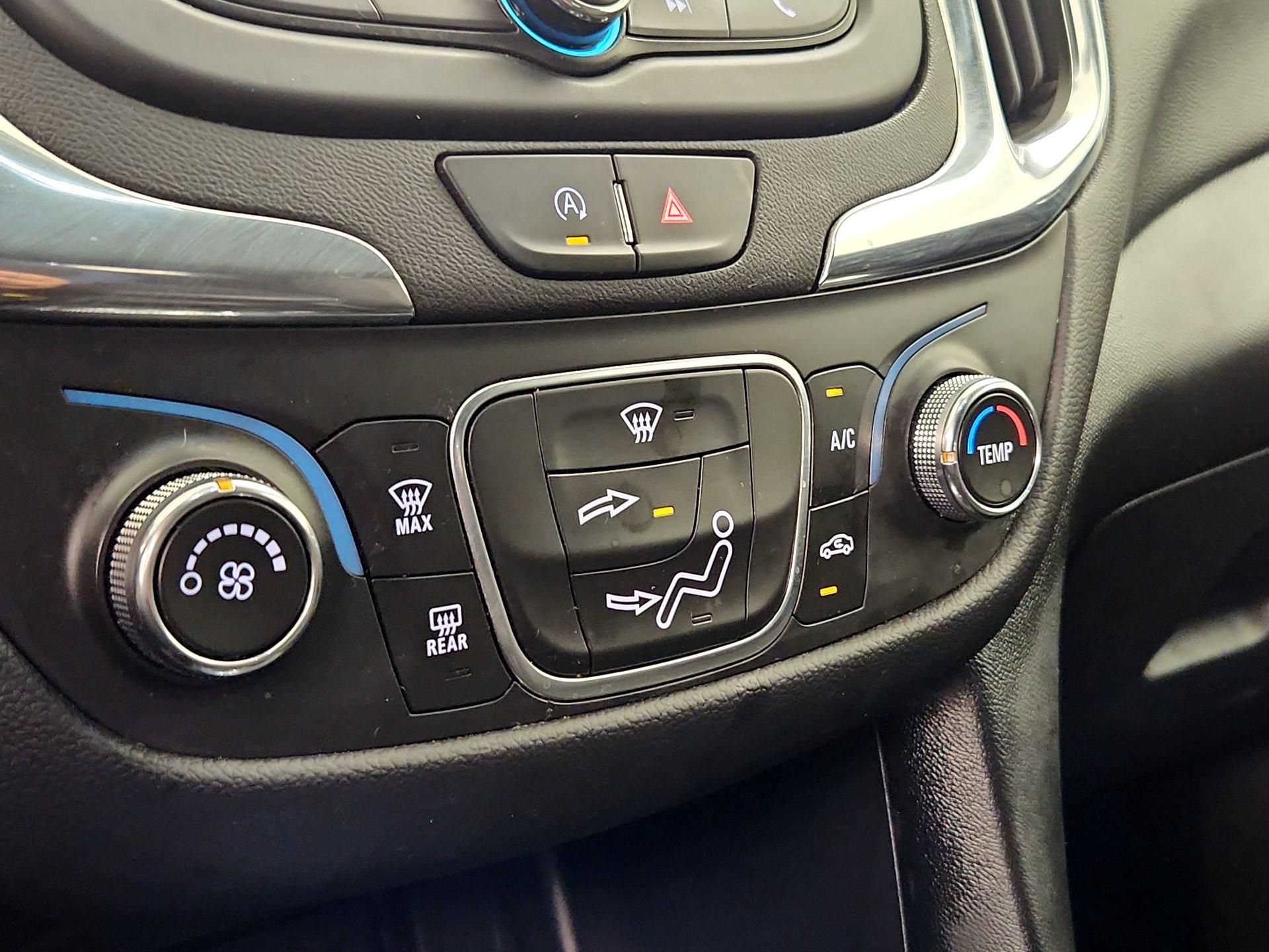 Thumbnail: 2023 Chevrolet Equinox - 16