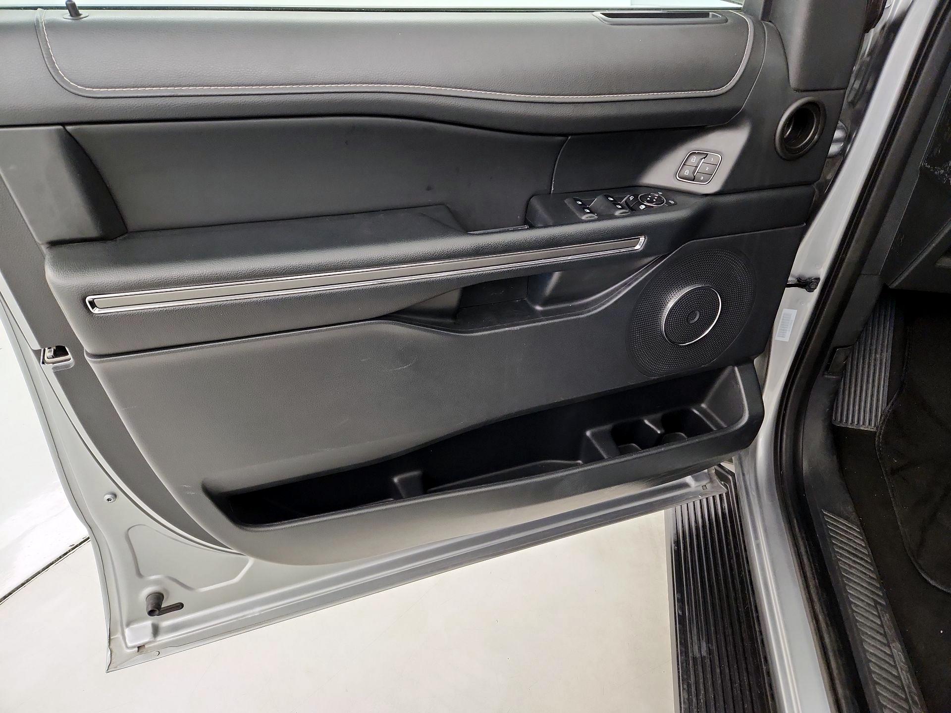 Thumbnail: 2024 Ford Expedition MAX - 12