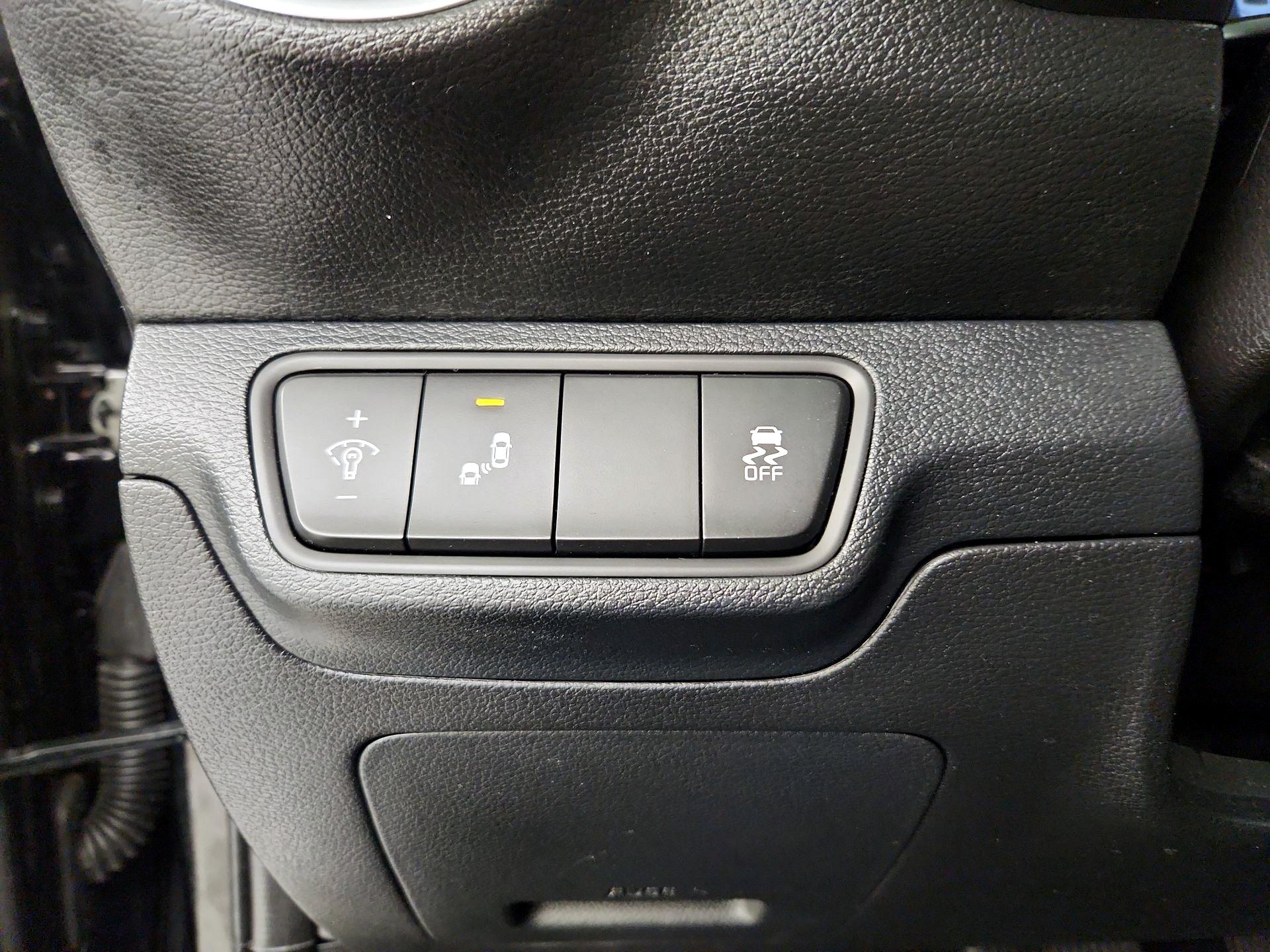 Thumbnail: 2024 Kia Forte - 13