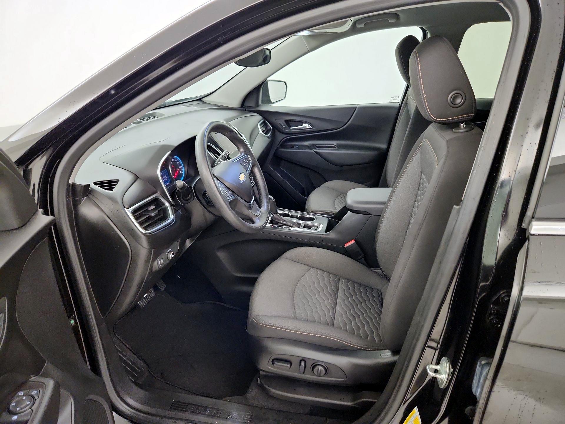 Thumbnail: 2020 Chevrolet Equinox - 11