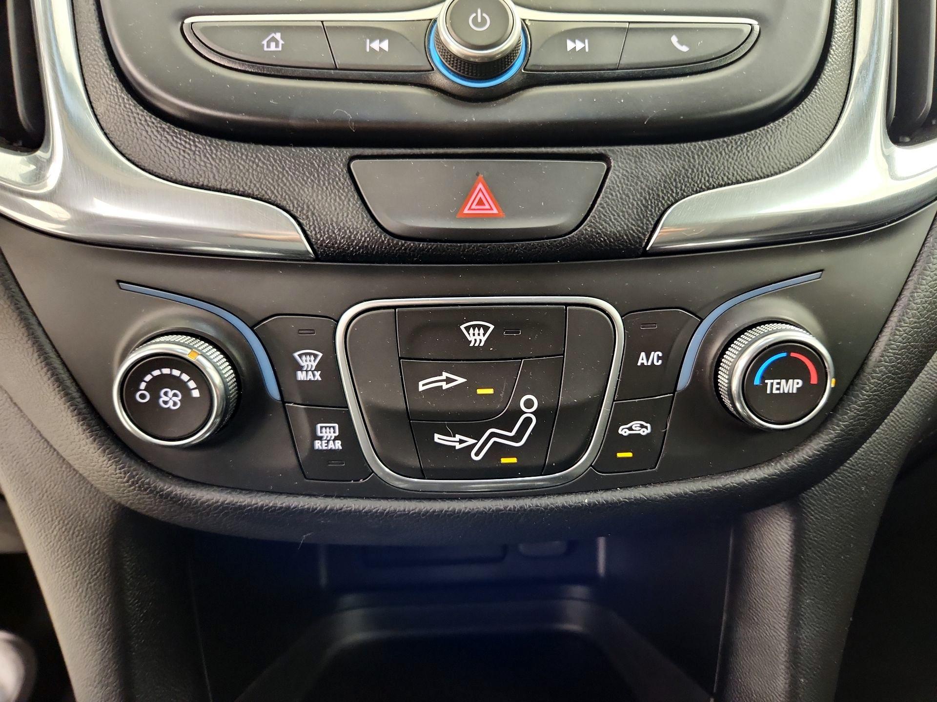 Thumbnail: 2020 Chevrolet Equinox - 16