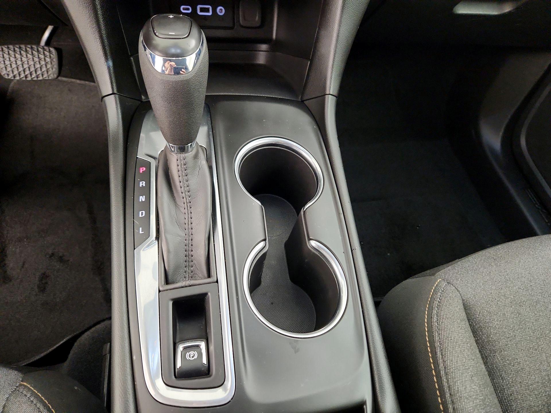 Thumbnail: 2020 Chevrolet Equinox - 17