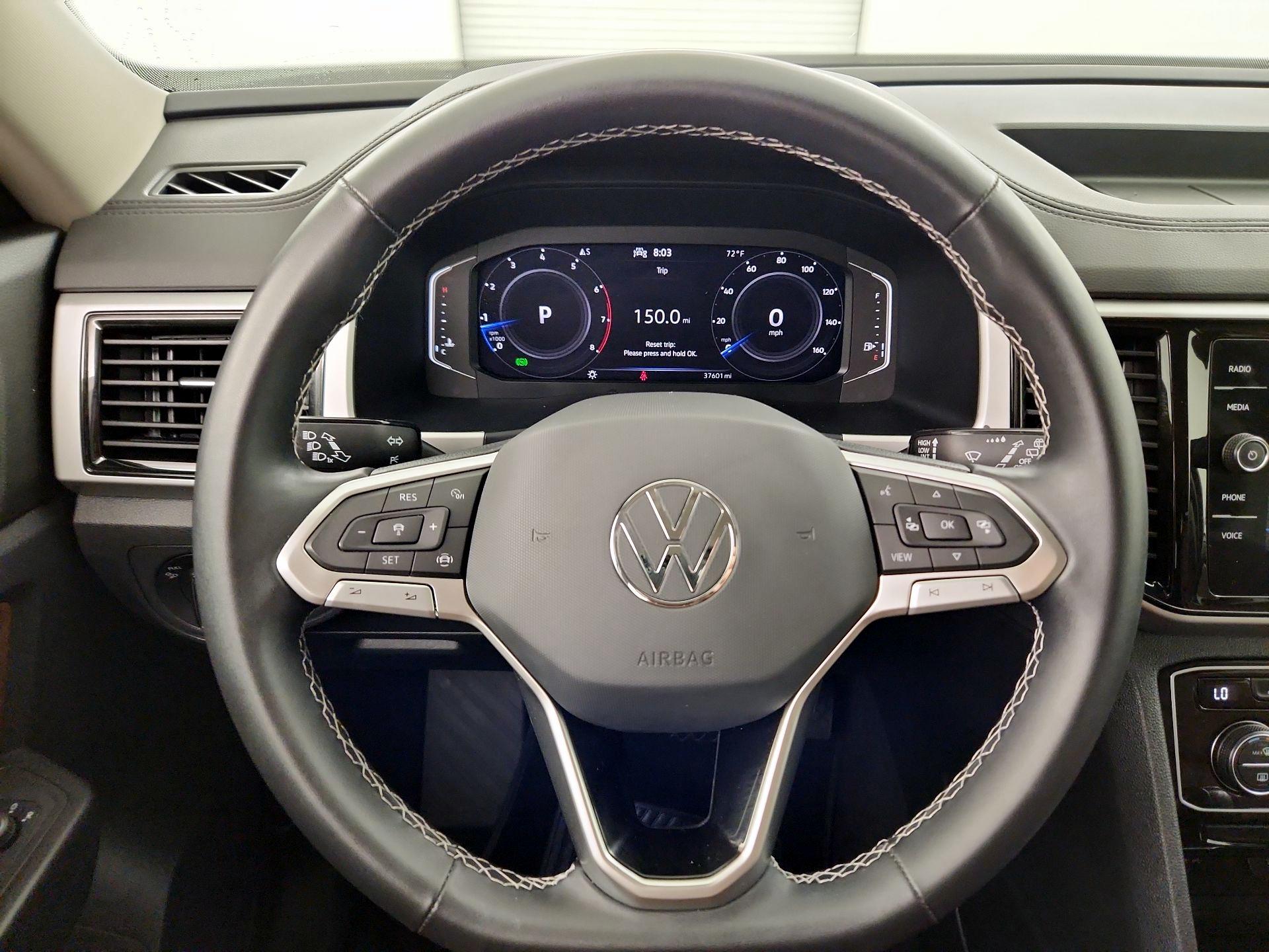 Thumbnail: 2022 Volkswagen Atlas - 10