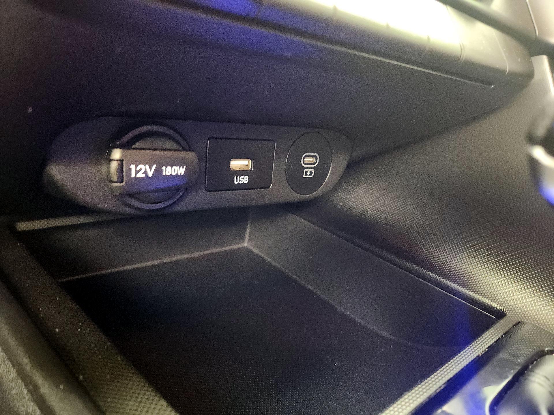 Thumbnail: 2024 Hyundai Elantra - 18