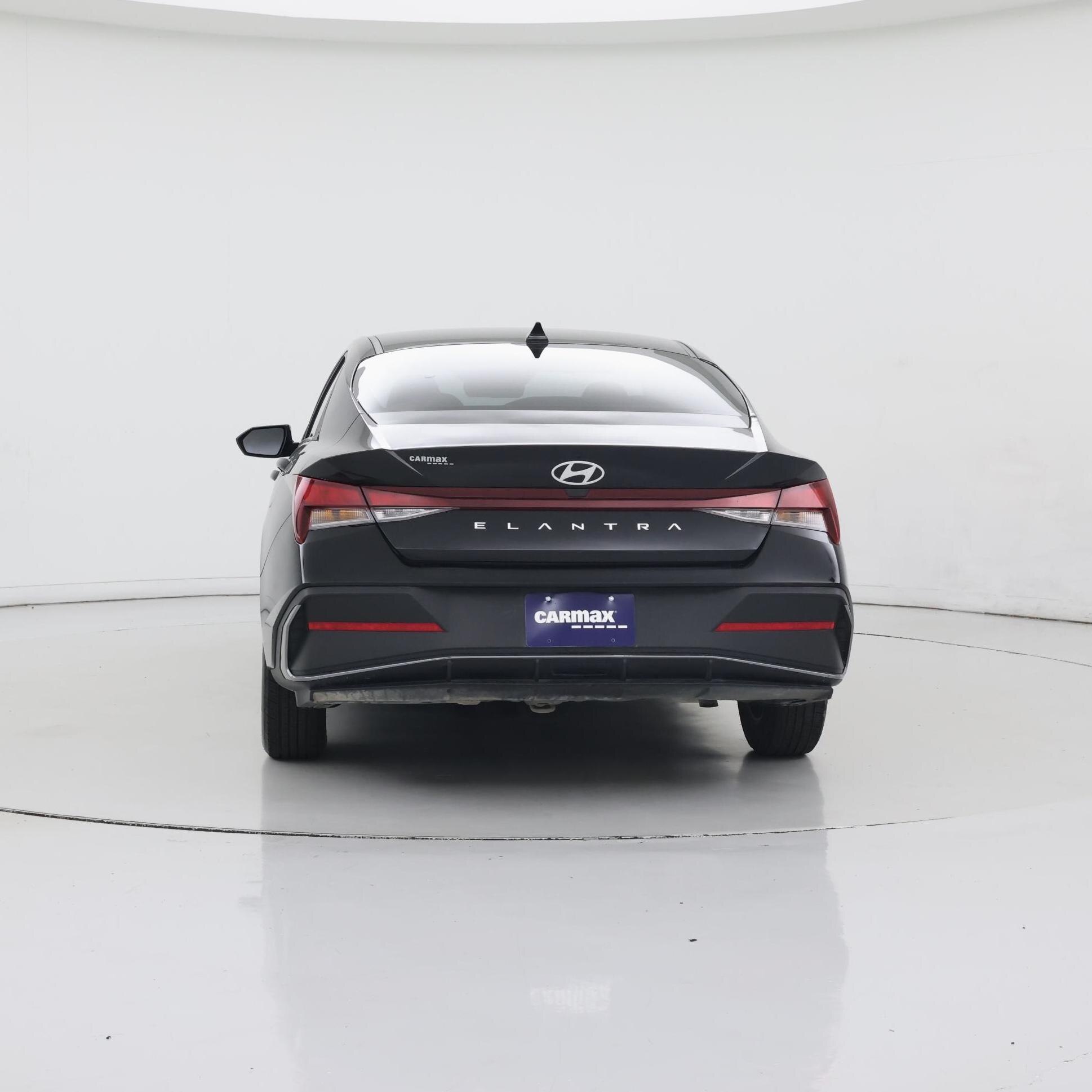 Thumbnail: 2024 Hyundai Elantra - 6