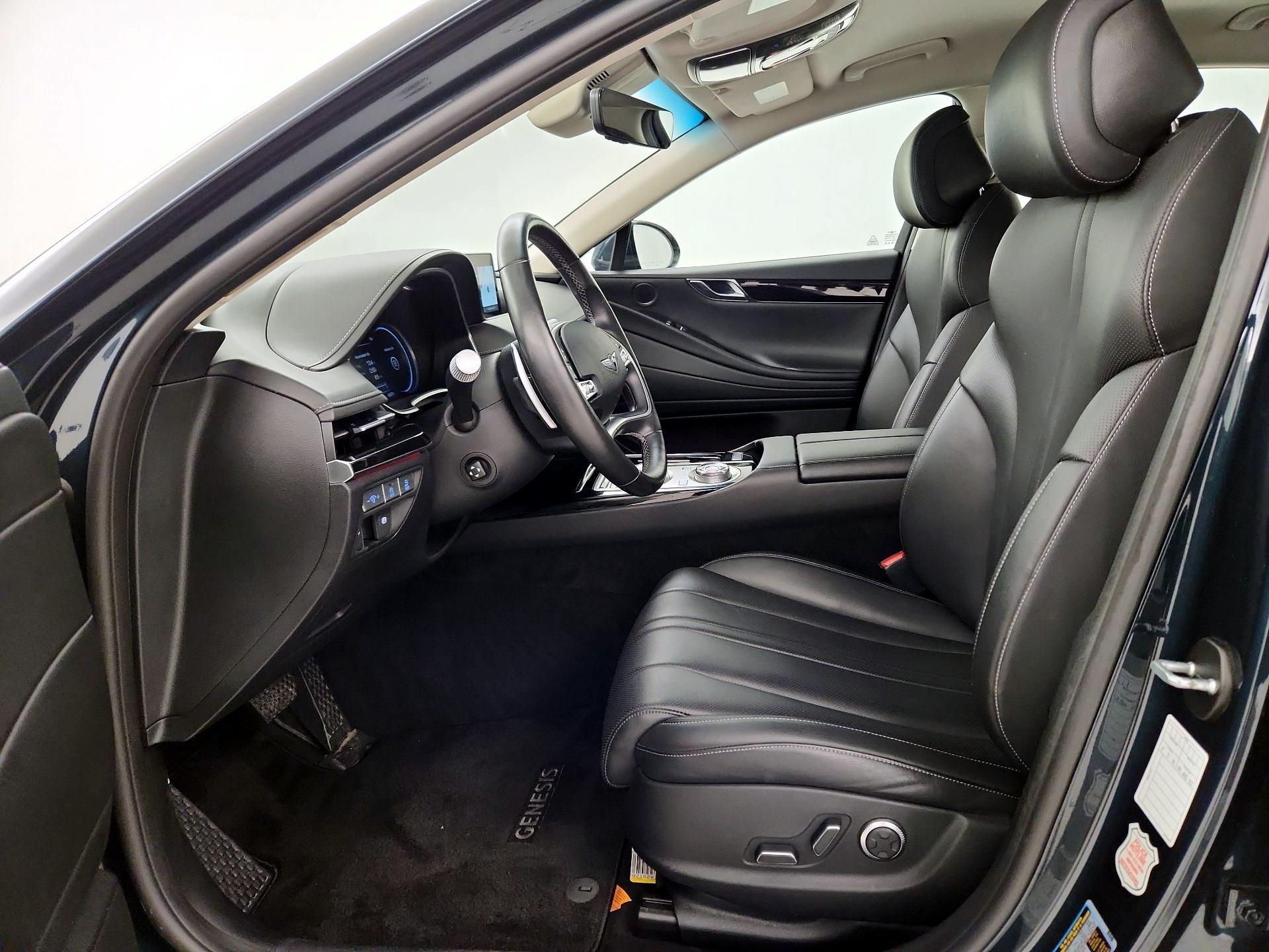 Thumbnail: 2023 Genesis G80 - 11