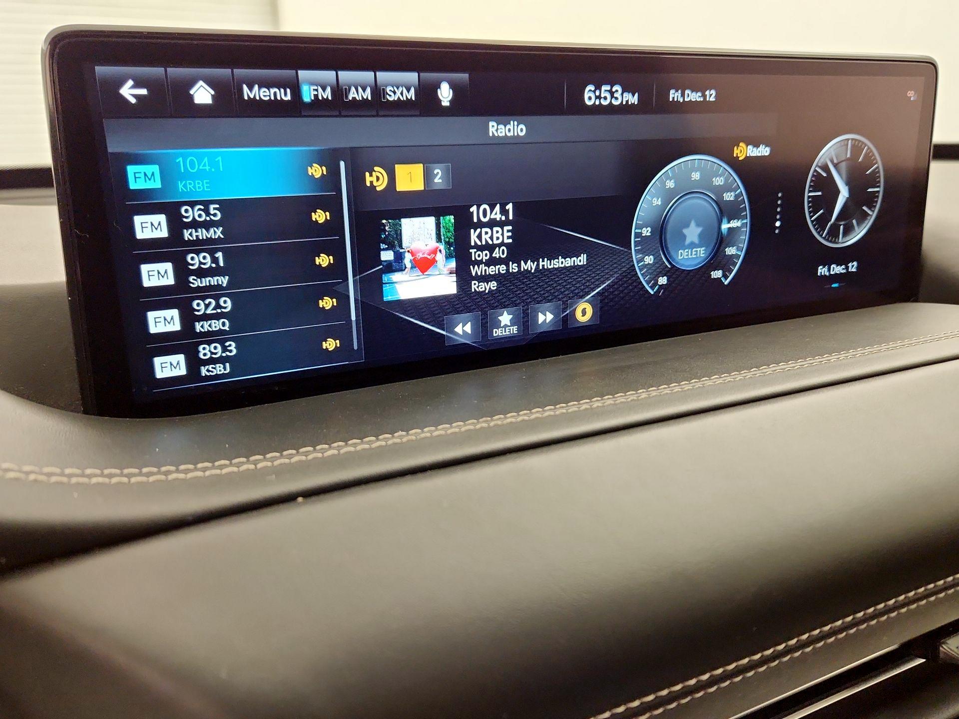 Thumbnail: 2024 Genesis GV80 - 16