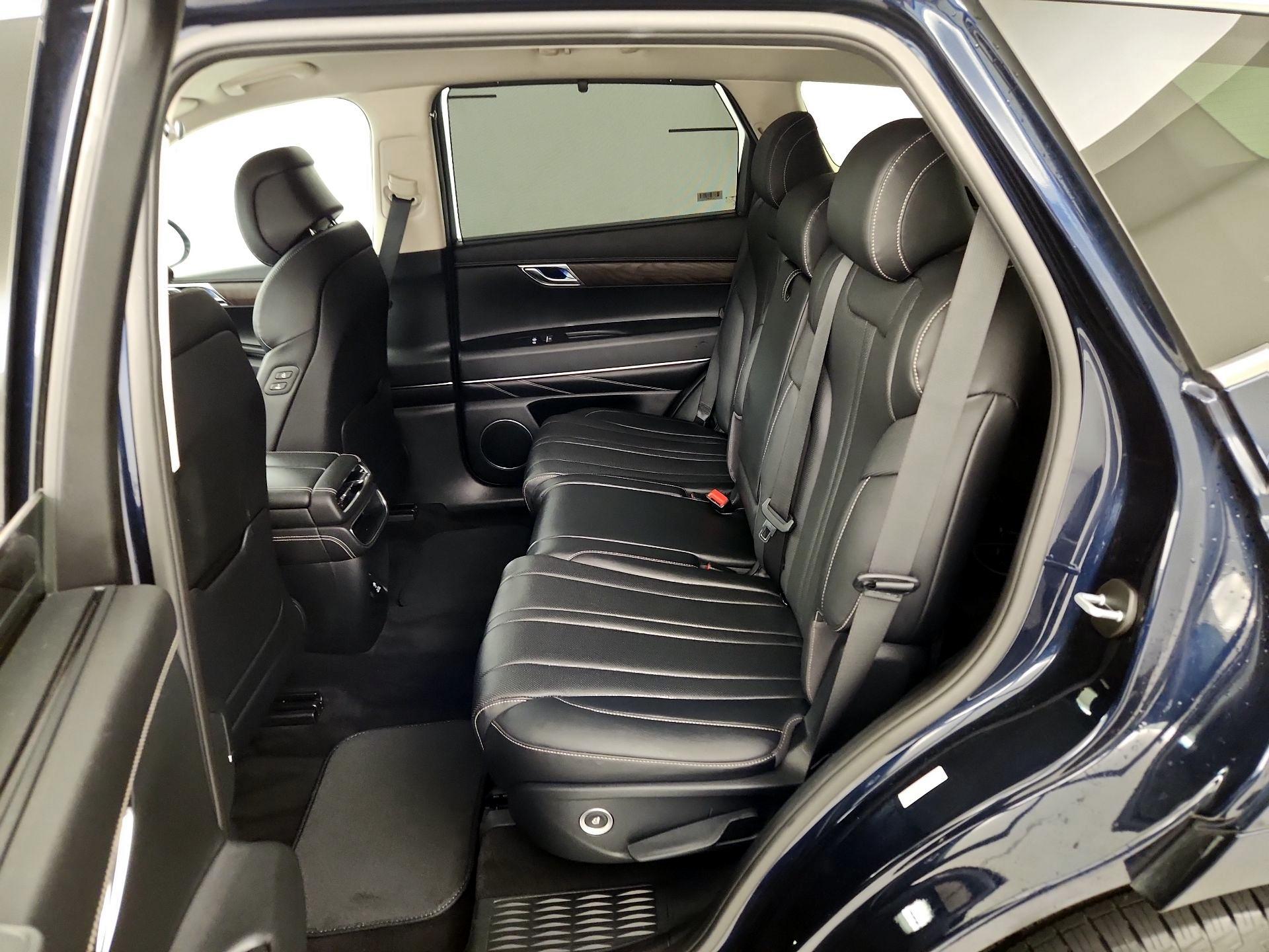 Thumbnail: 2024 Genesis GV80 - 19