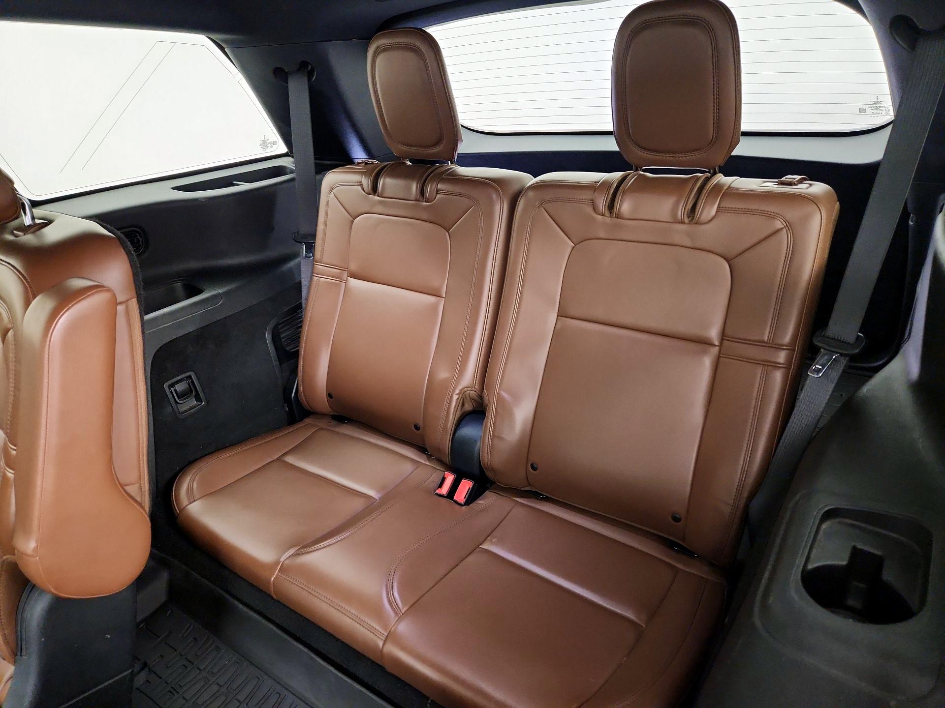 Thumbnail: 2020 Lincoln Aviator - 20