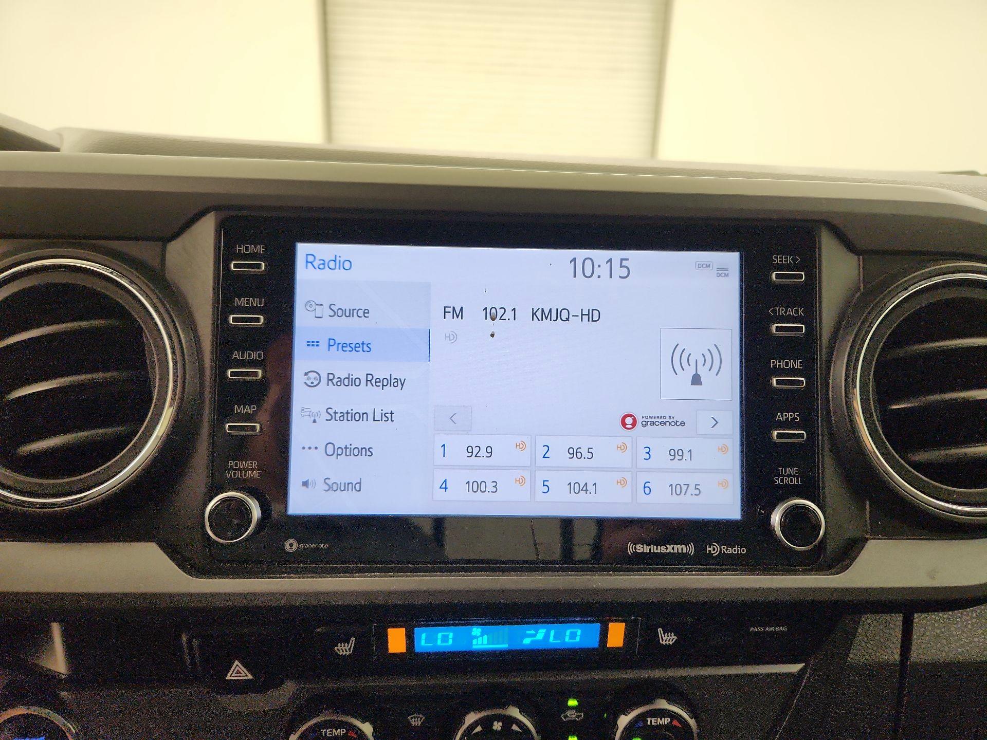 Thumbnail: 2022 Toyota Tacoma - 15