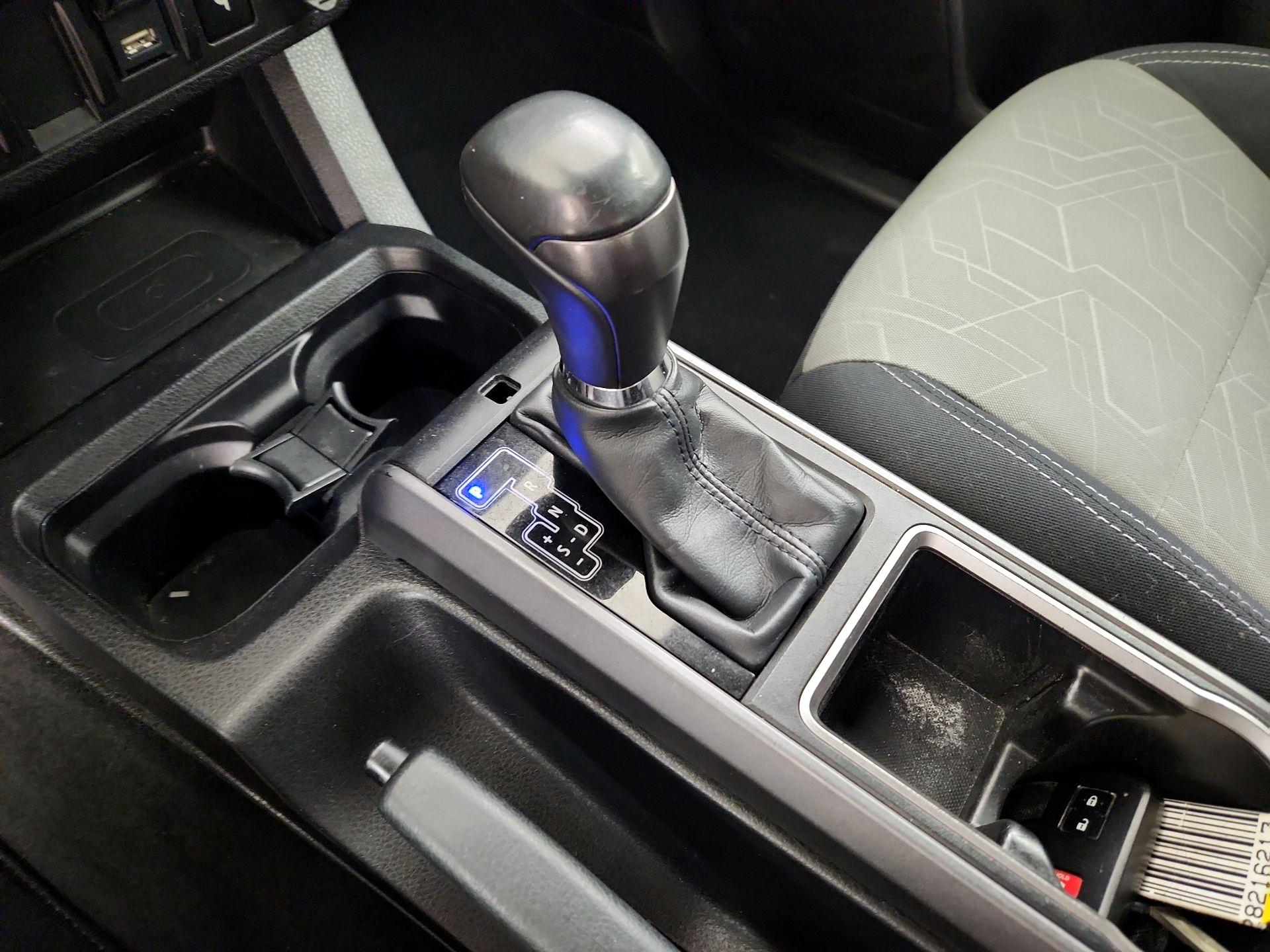 Thumbnail: 2022 Toyota Tacoma - 17