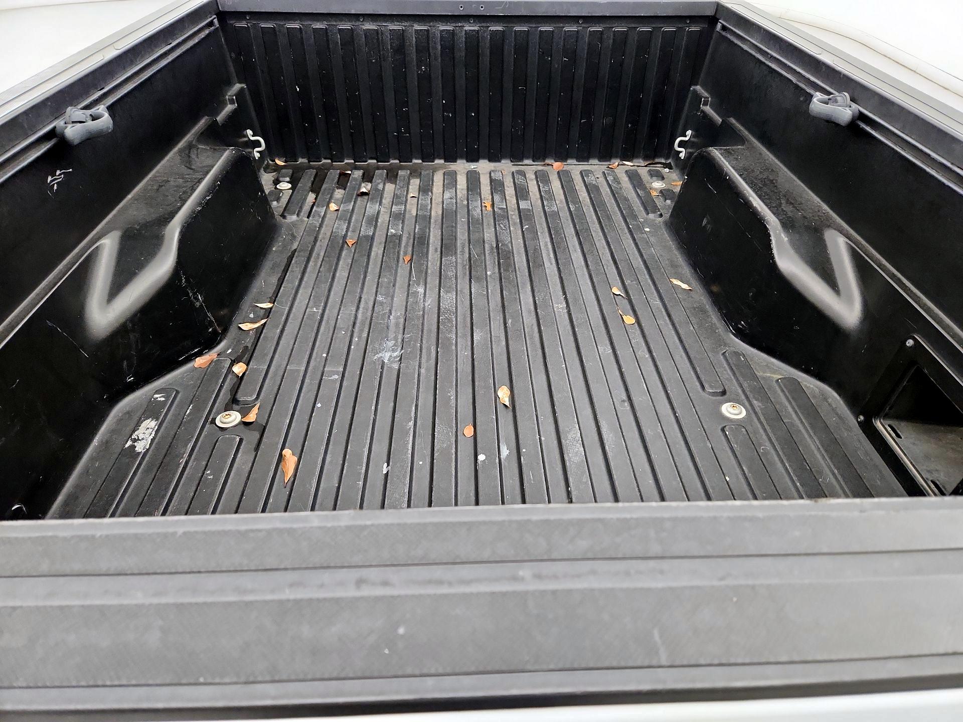 Thumbnail: 2022 Toyota Tacoma - 20