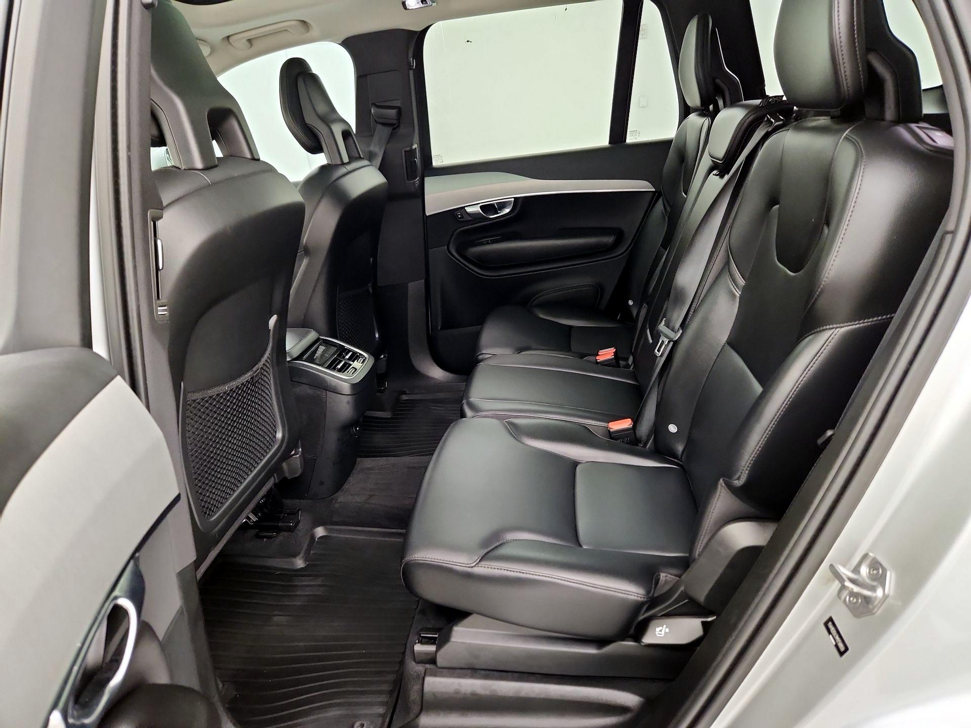 Thumbnail: 2021 Volvo XC90 - 20