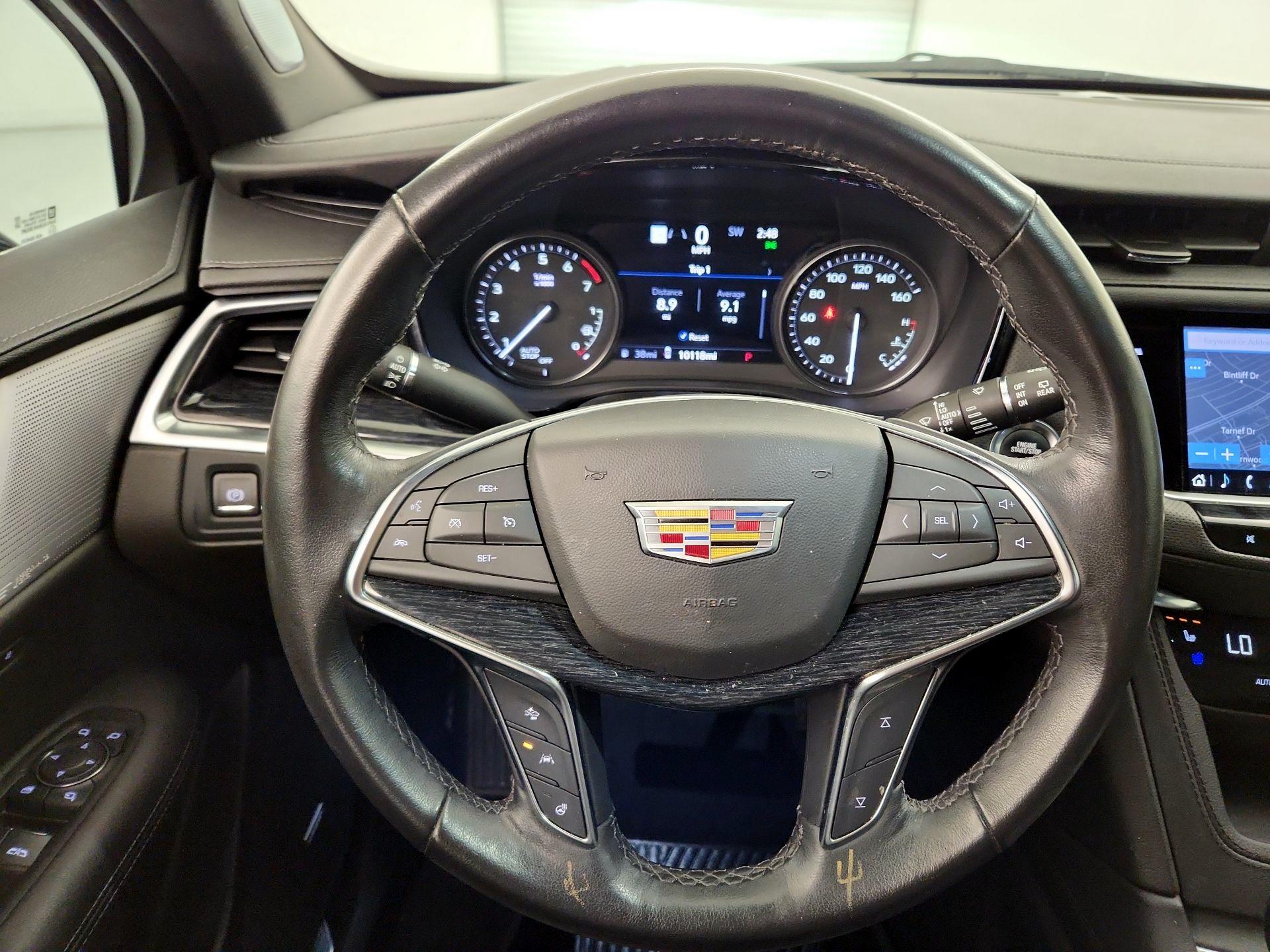 Thumbnail: 2023 Cadillac XT5 - 10