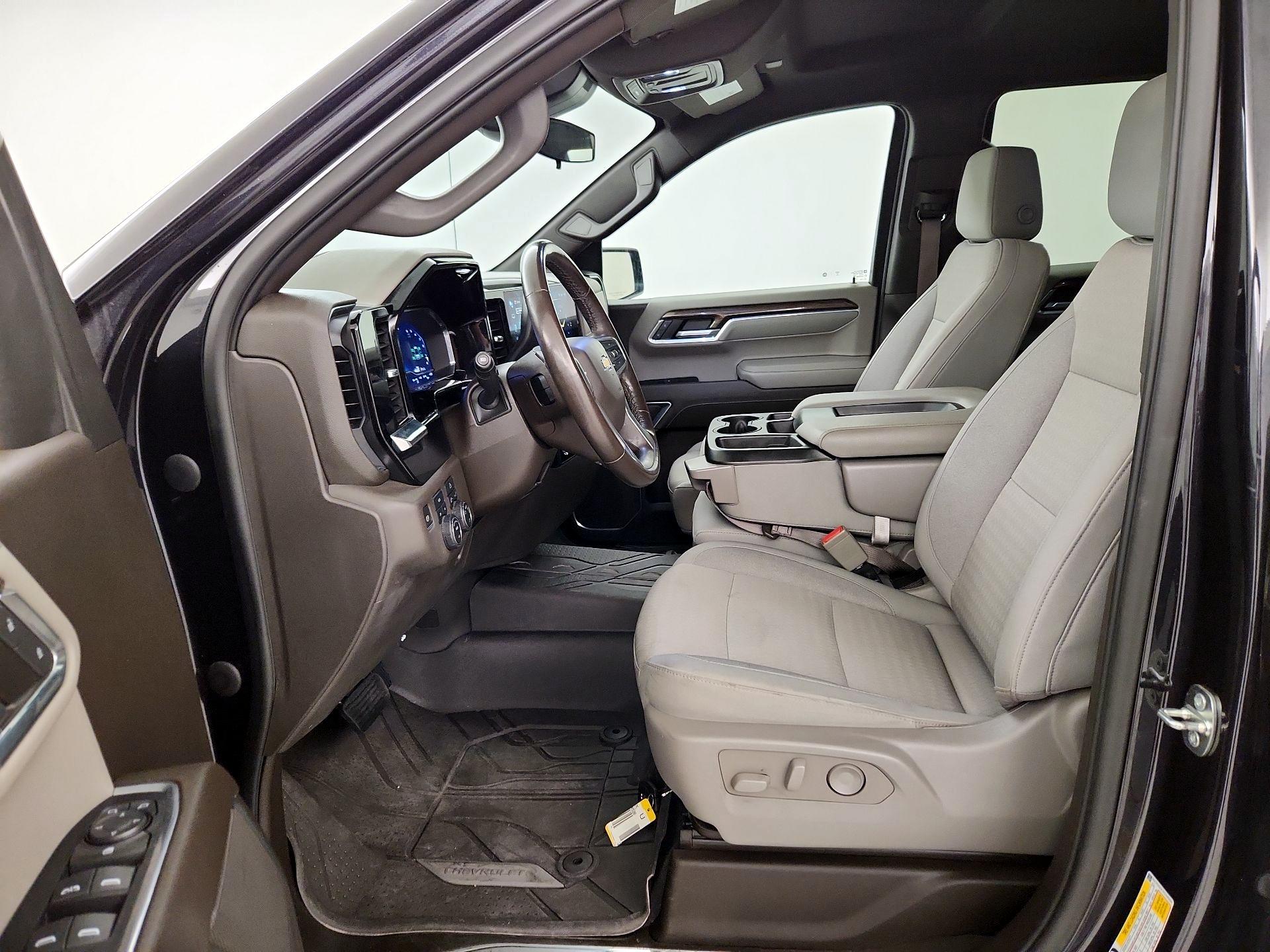 Thumbnail: 2023 Chevrolet Silverado 1500 - 11