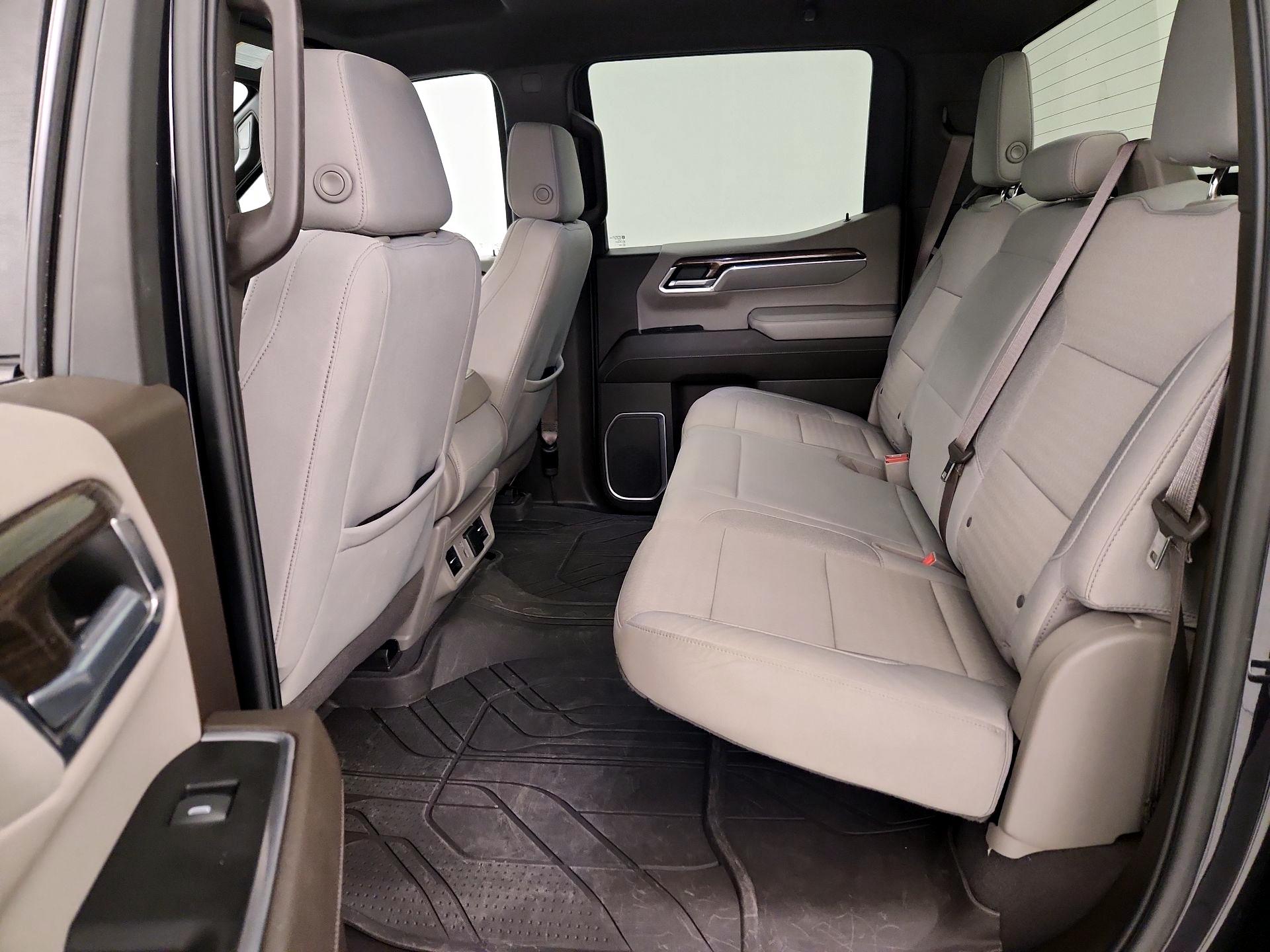 Thumbnail: 2023 Chevrolet Silverado 1500 - 19