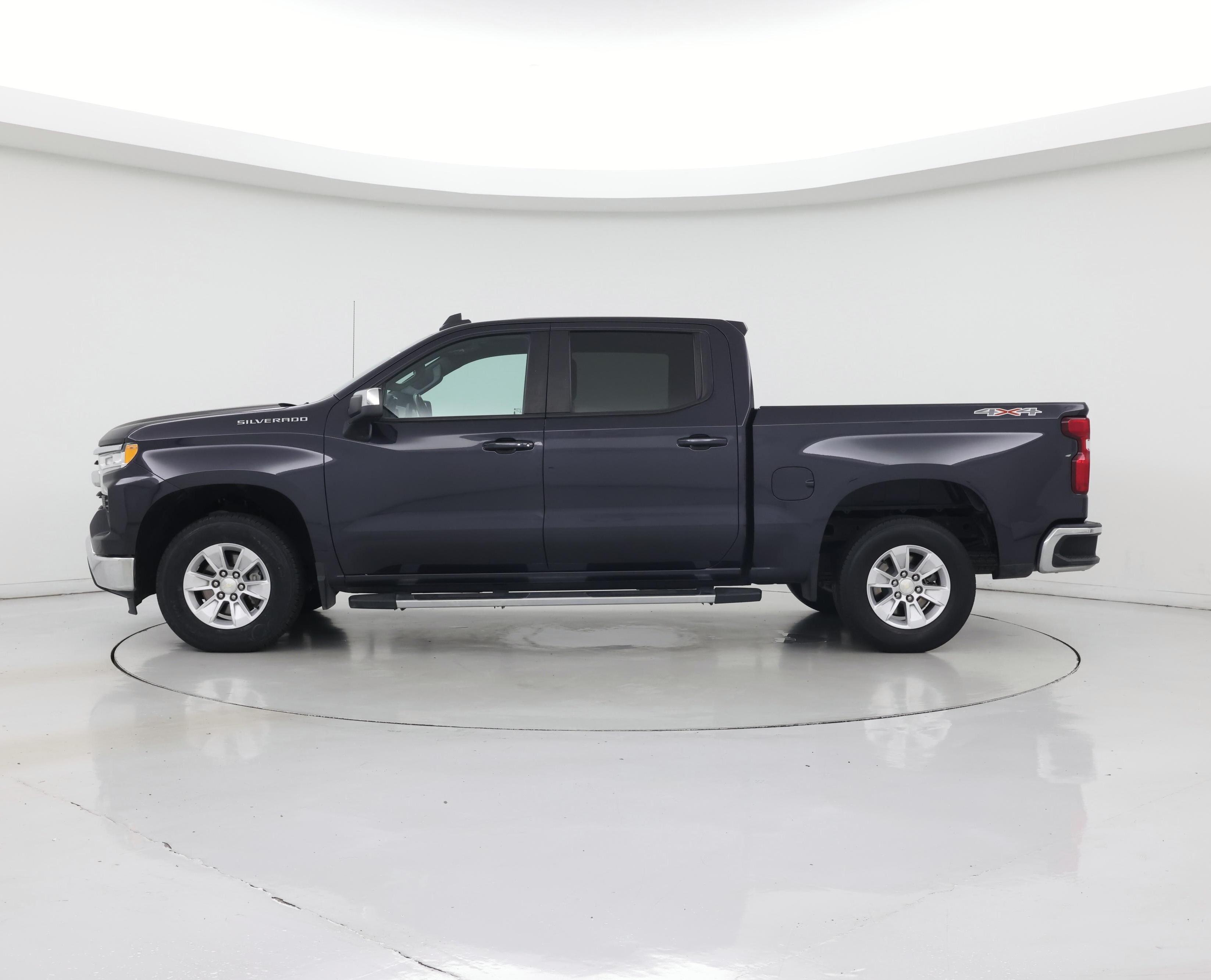 Thumbnail: 2023 Chevrolet Silverado 1500 - 3