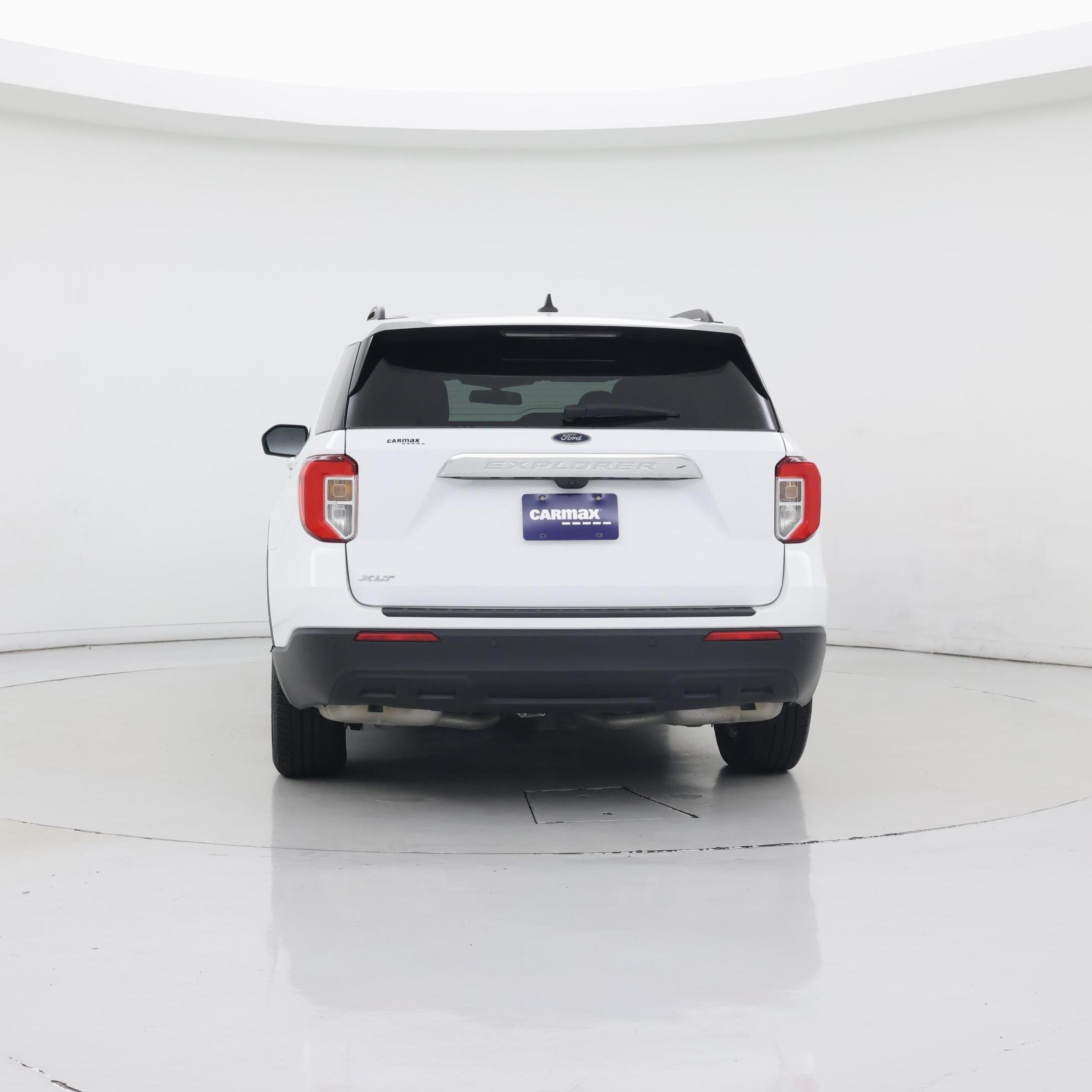 Thumbnail: 2022 Ford Explorer - 6