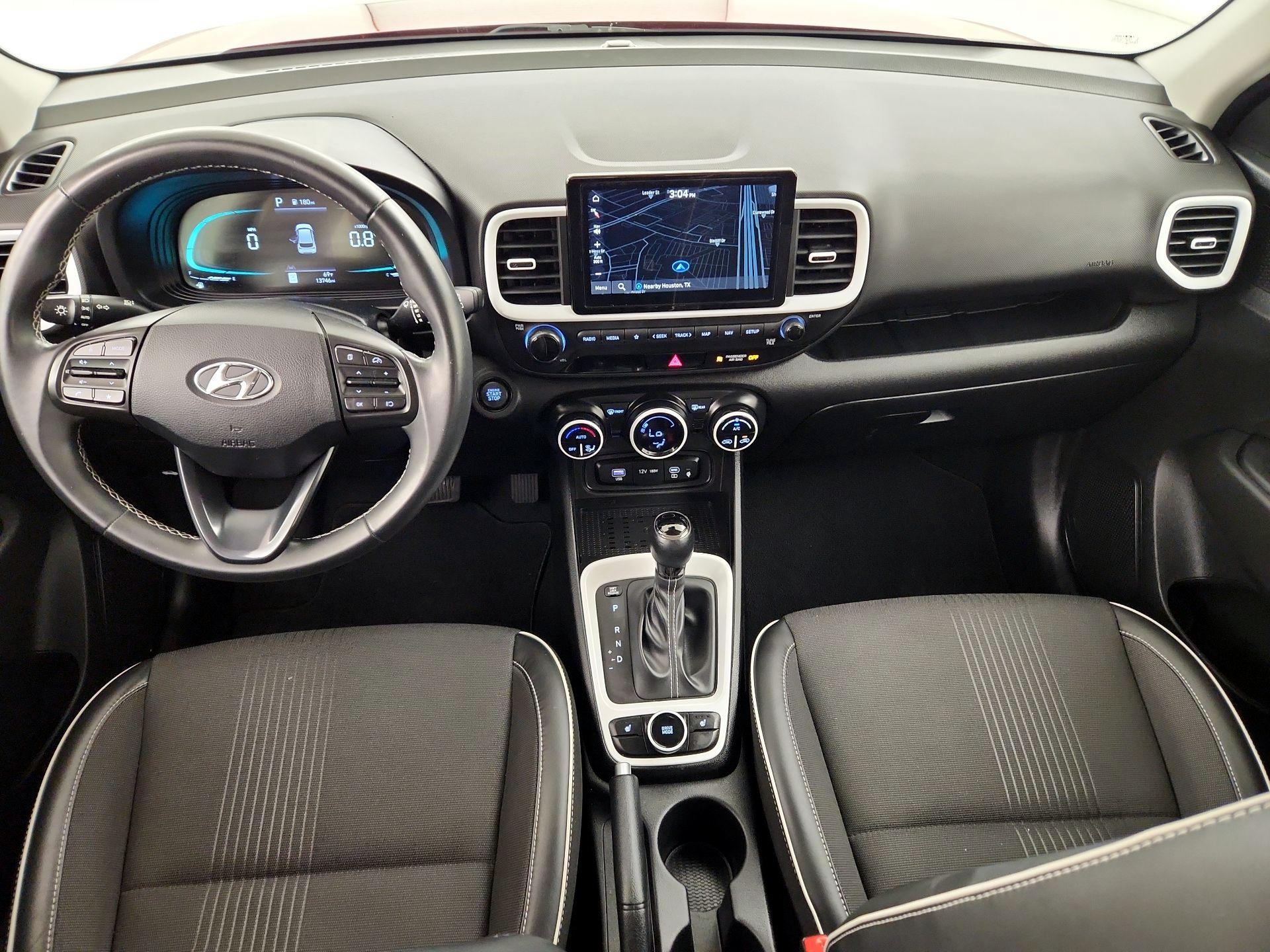 Thumbnail: 2023 Hyundai Venue - 9