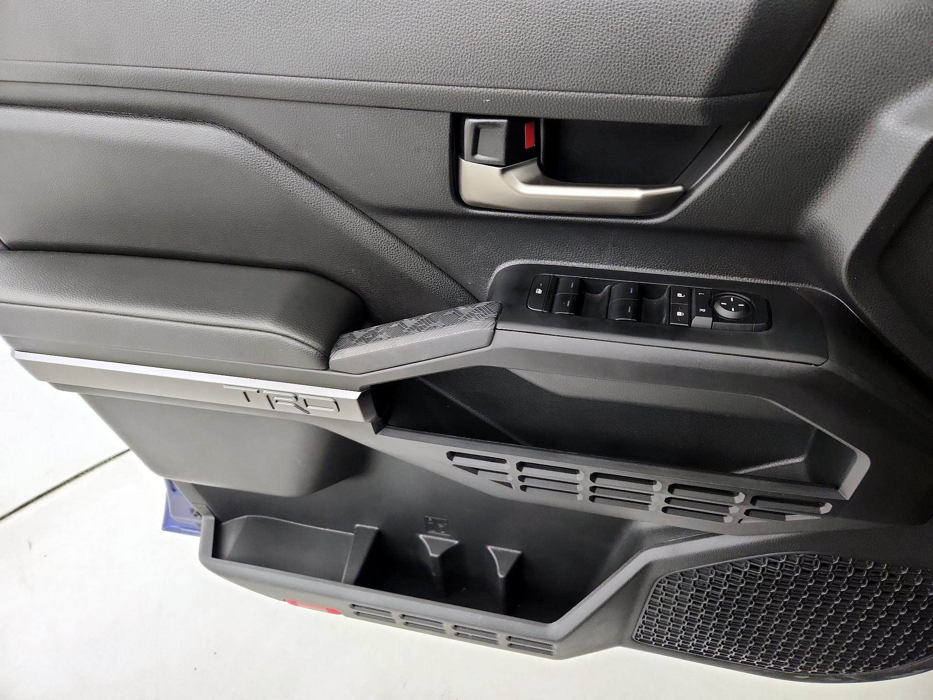 Thumbnail: 2025 Toyota Tacoma - 12