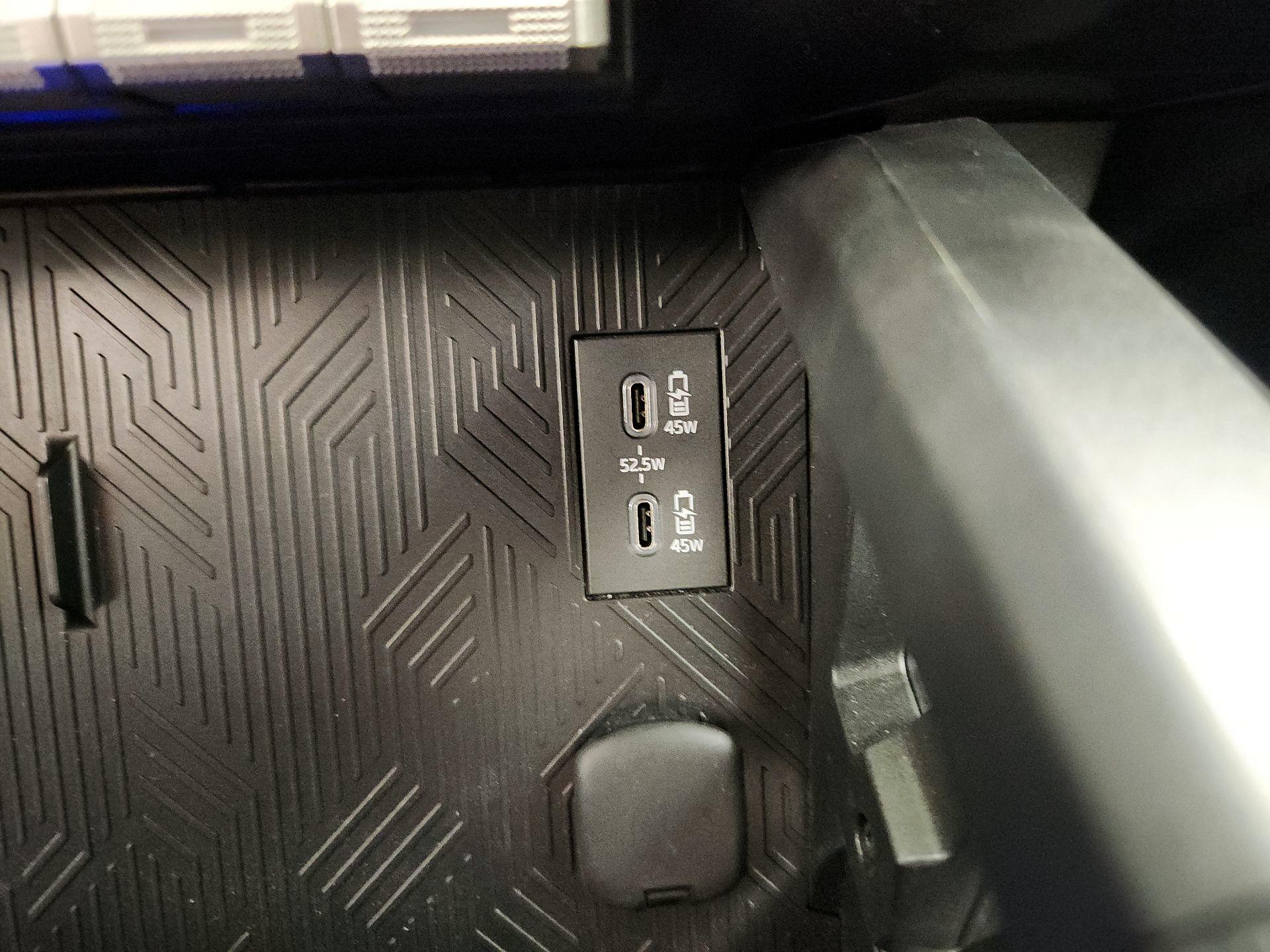 Thumbnail: 2025 Toyota Tacoma - 18