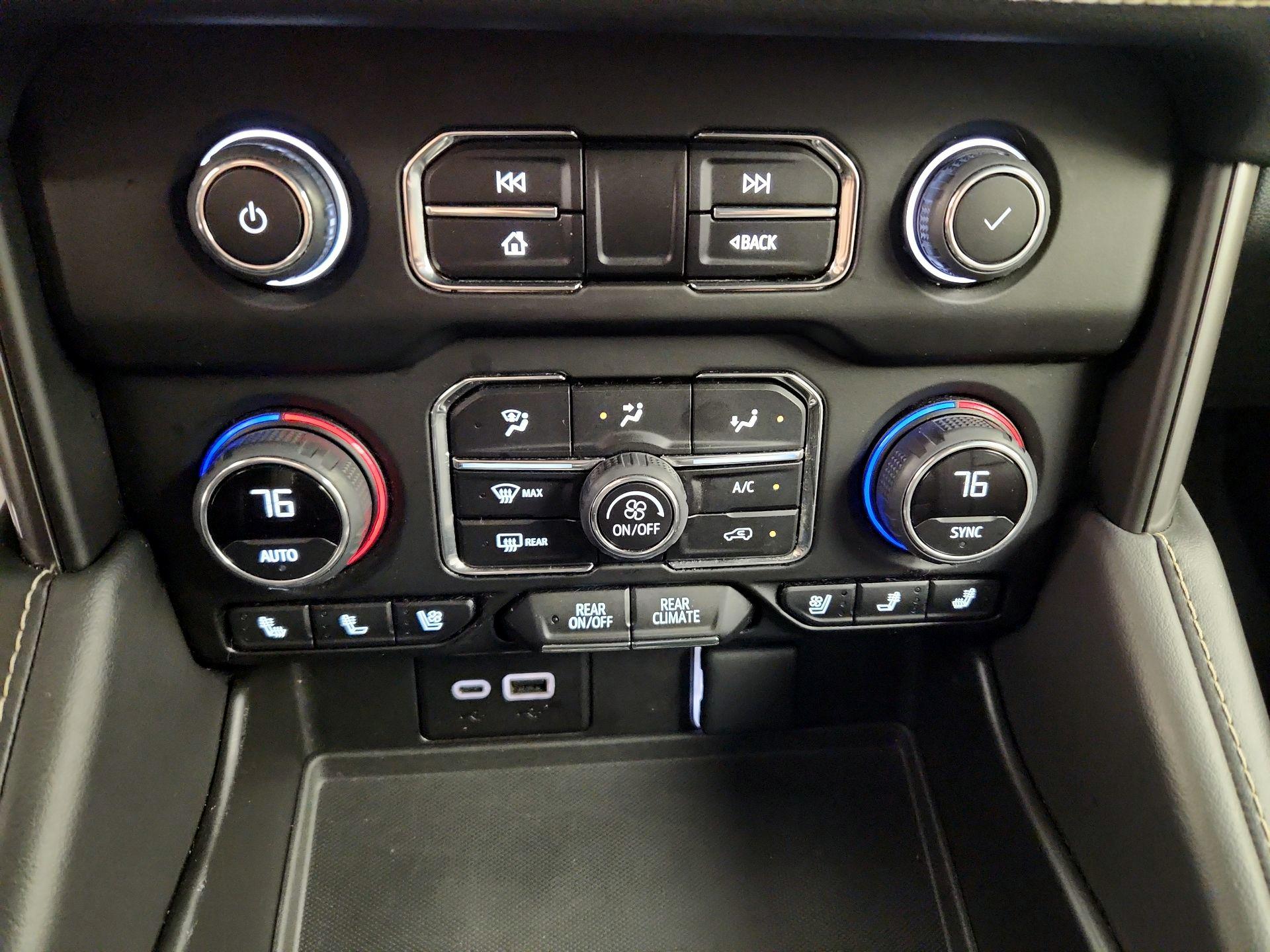 Thumbnail: 2023 Chevrolet Suburban - 16