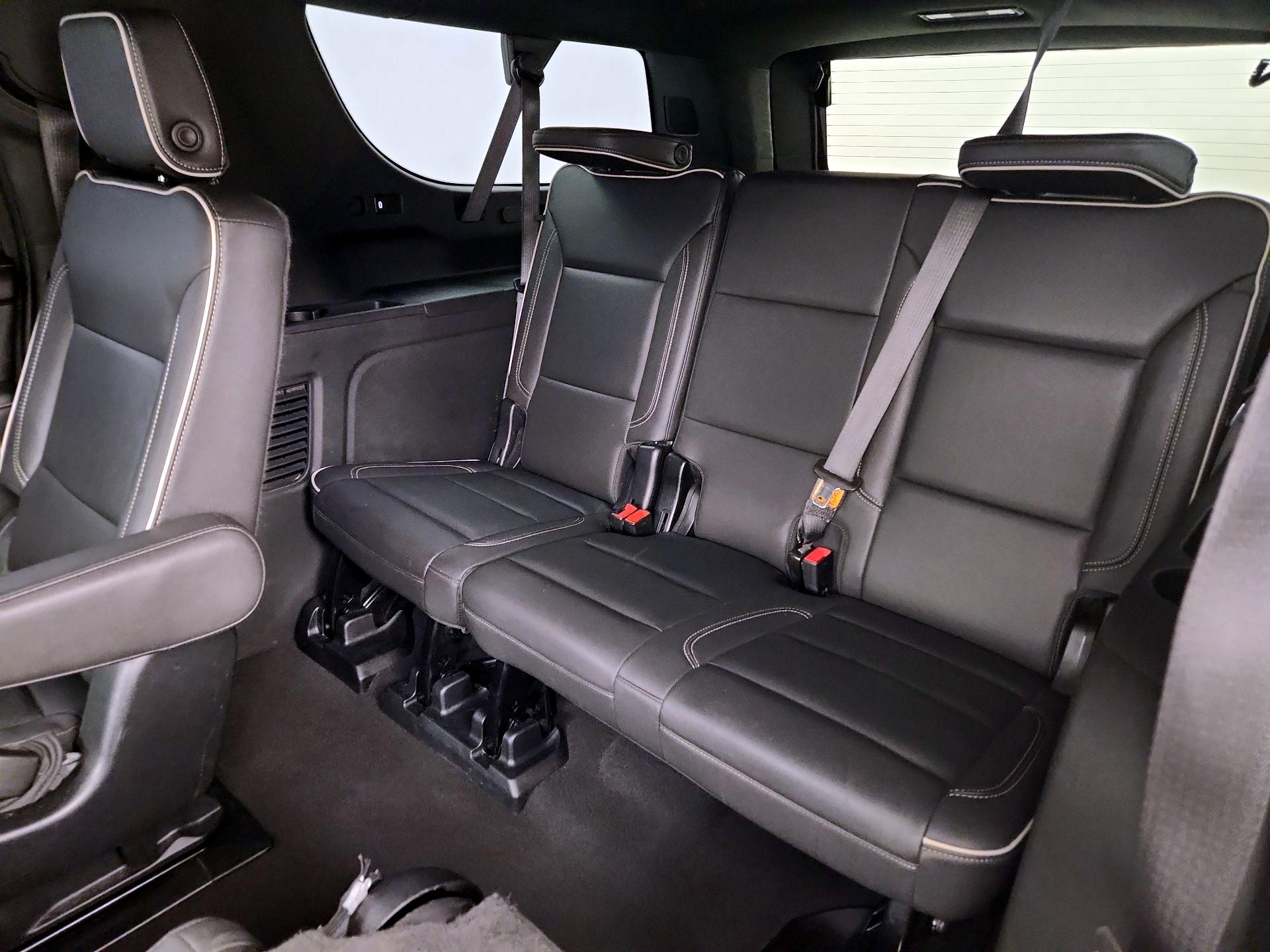 Thumbnail: 2023 Chevrolet Suburban - 20