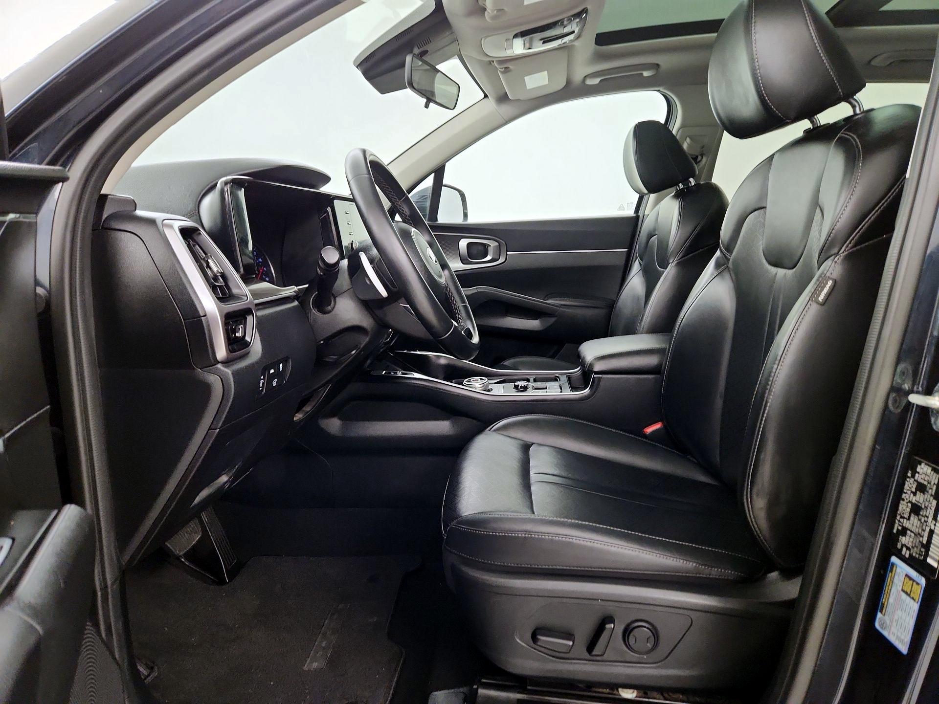 Thumbnail: 2021 Kia Sorento - 11