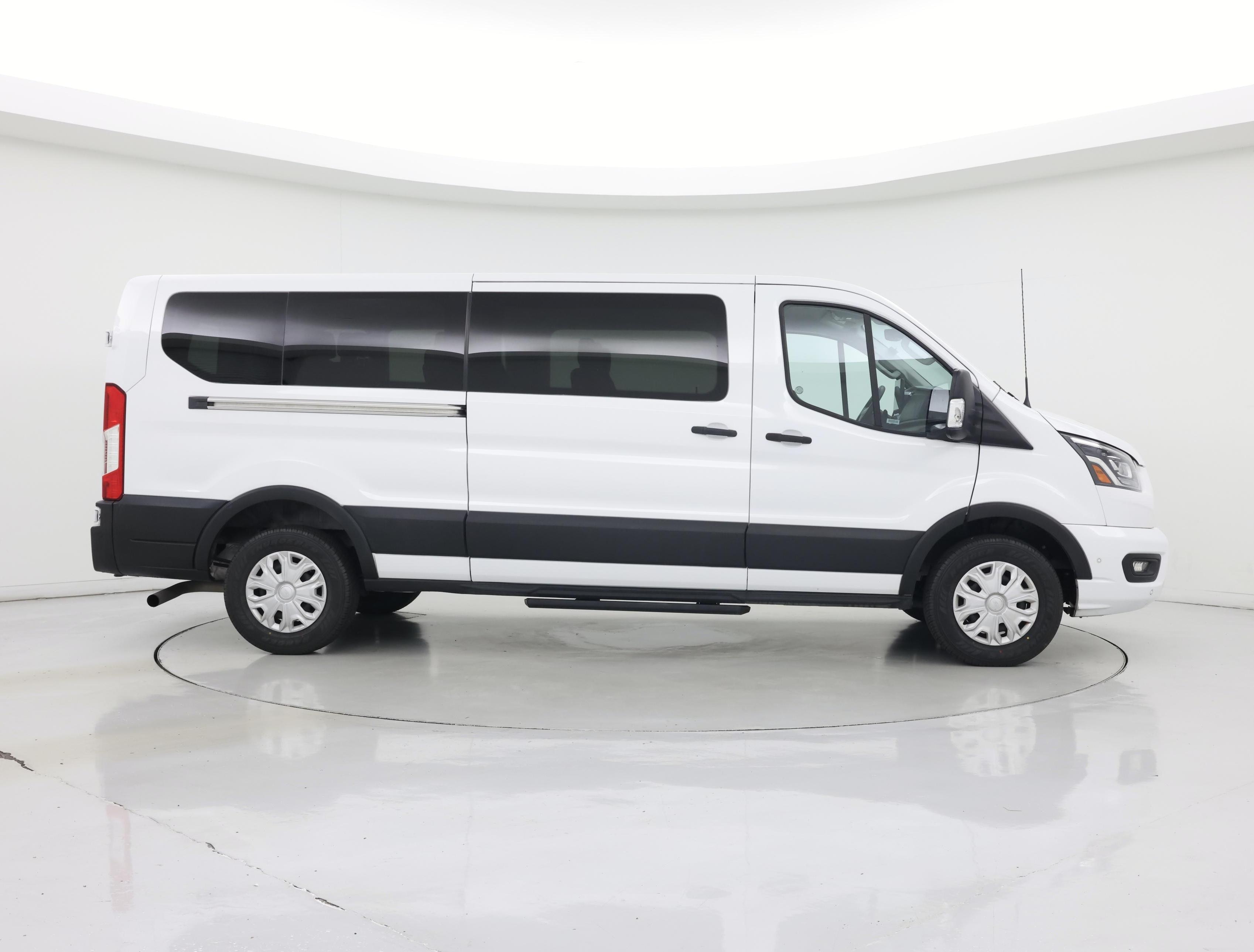 Thumbnail: 2023 Ford Transit Series - 7