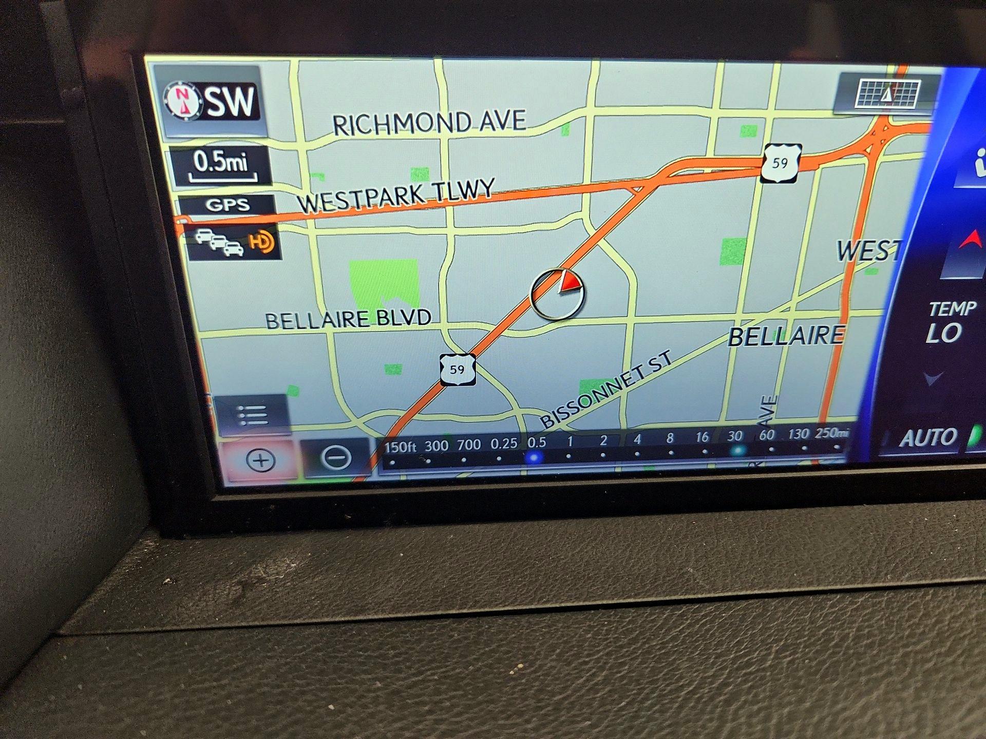 Thumbnail: 2020 Lexus IS - 14