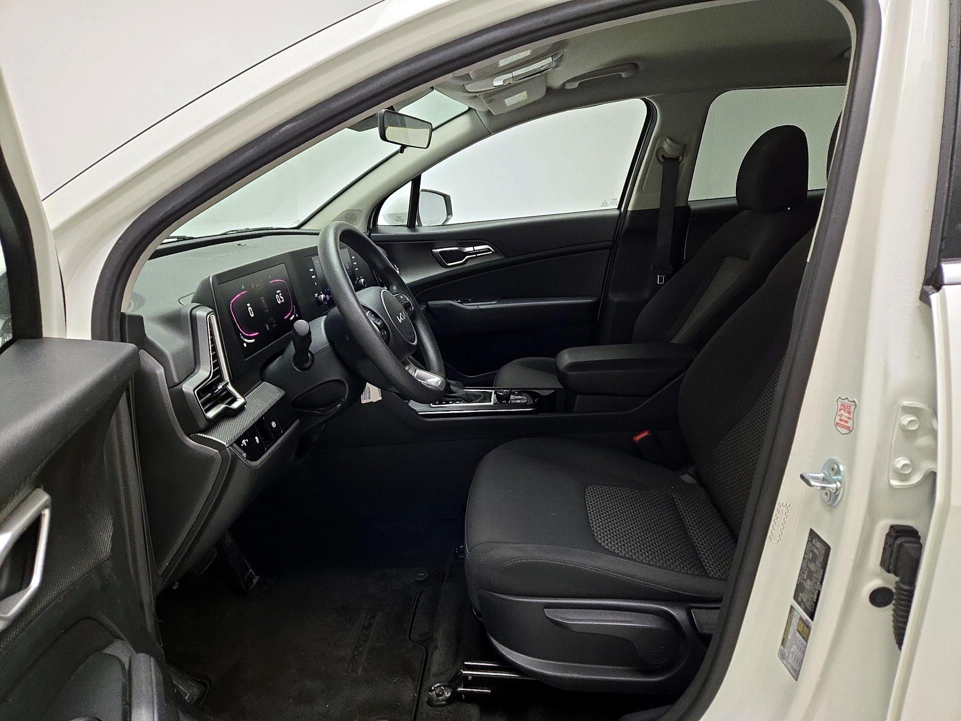 Thumbnail: 2024 Kia Sportage - 11