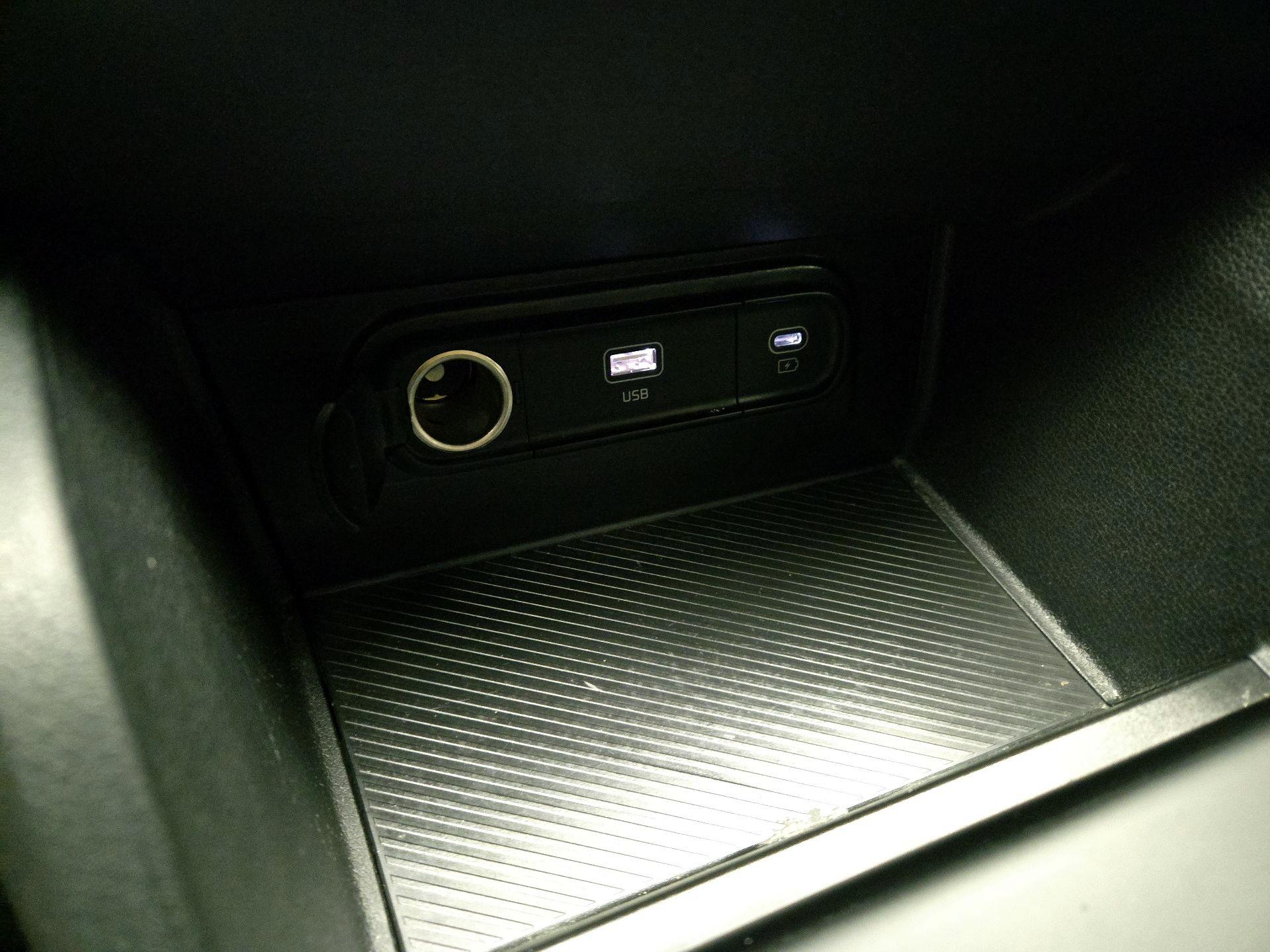 Thumbnail: 2024 Kia Sportage - 18