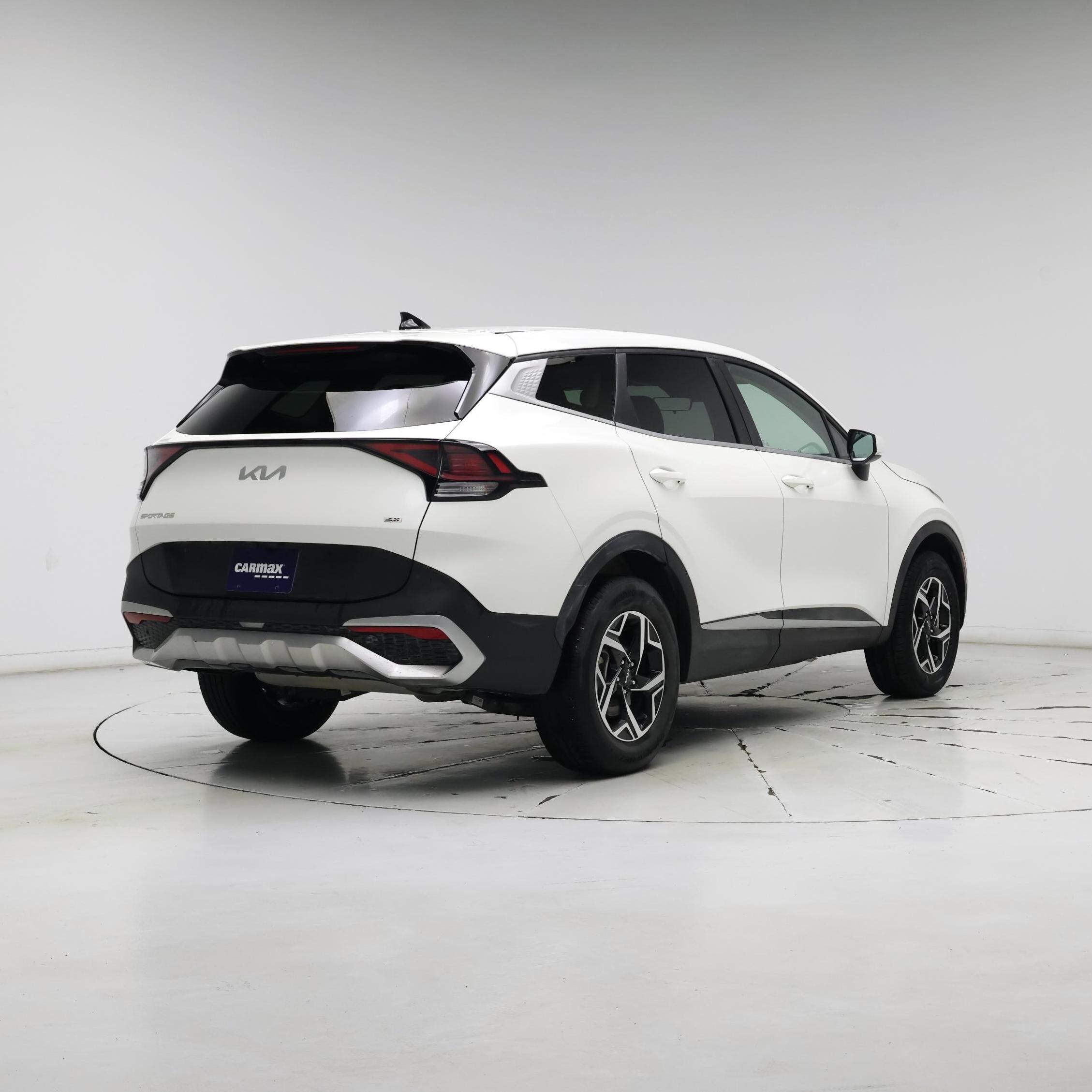 Thumbnail: 2024 Kia Sportage - 8