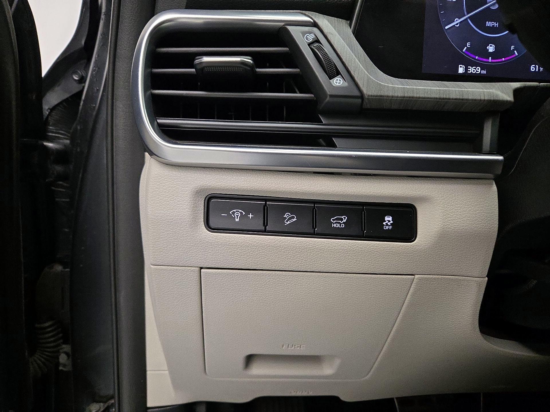 Thumbnail: 2023 Kia Telluride - 13