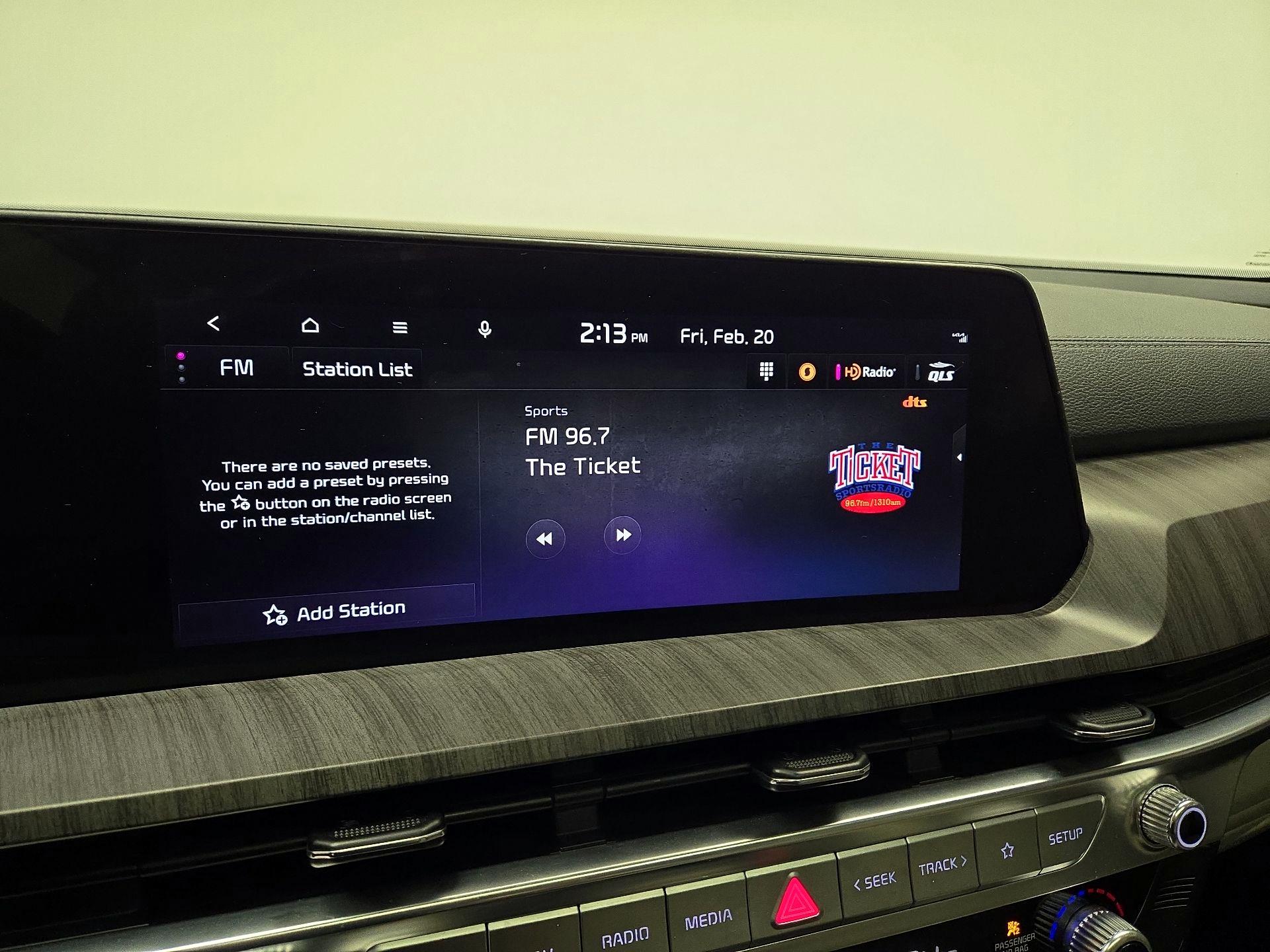 Thumbnail: 2023 Kia Telluride - 16