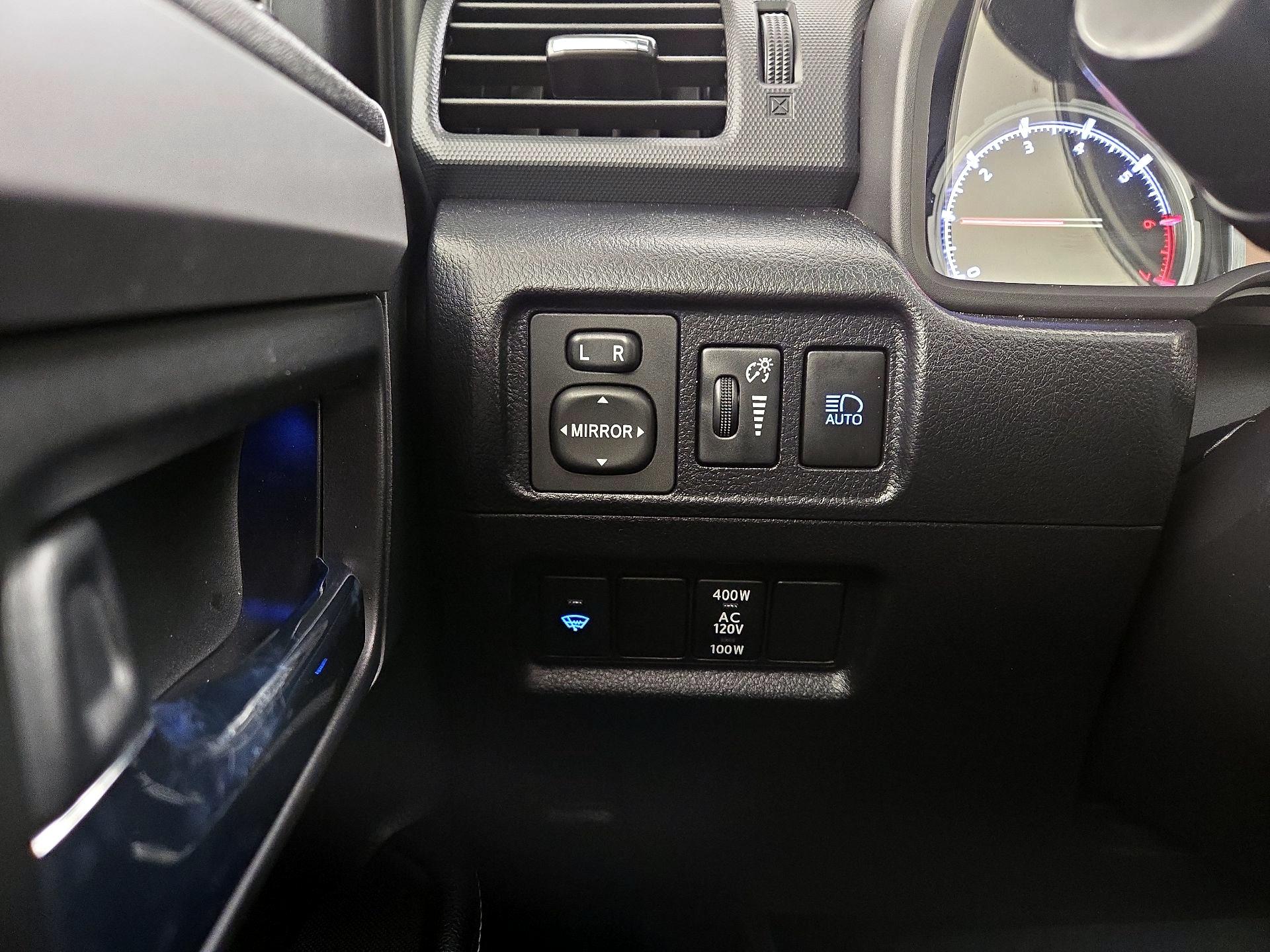 Thumbnail: 2020 Toyota 4Runner - 13