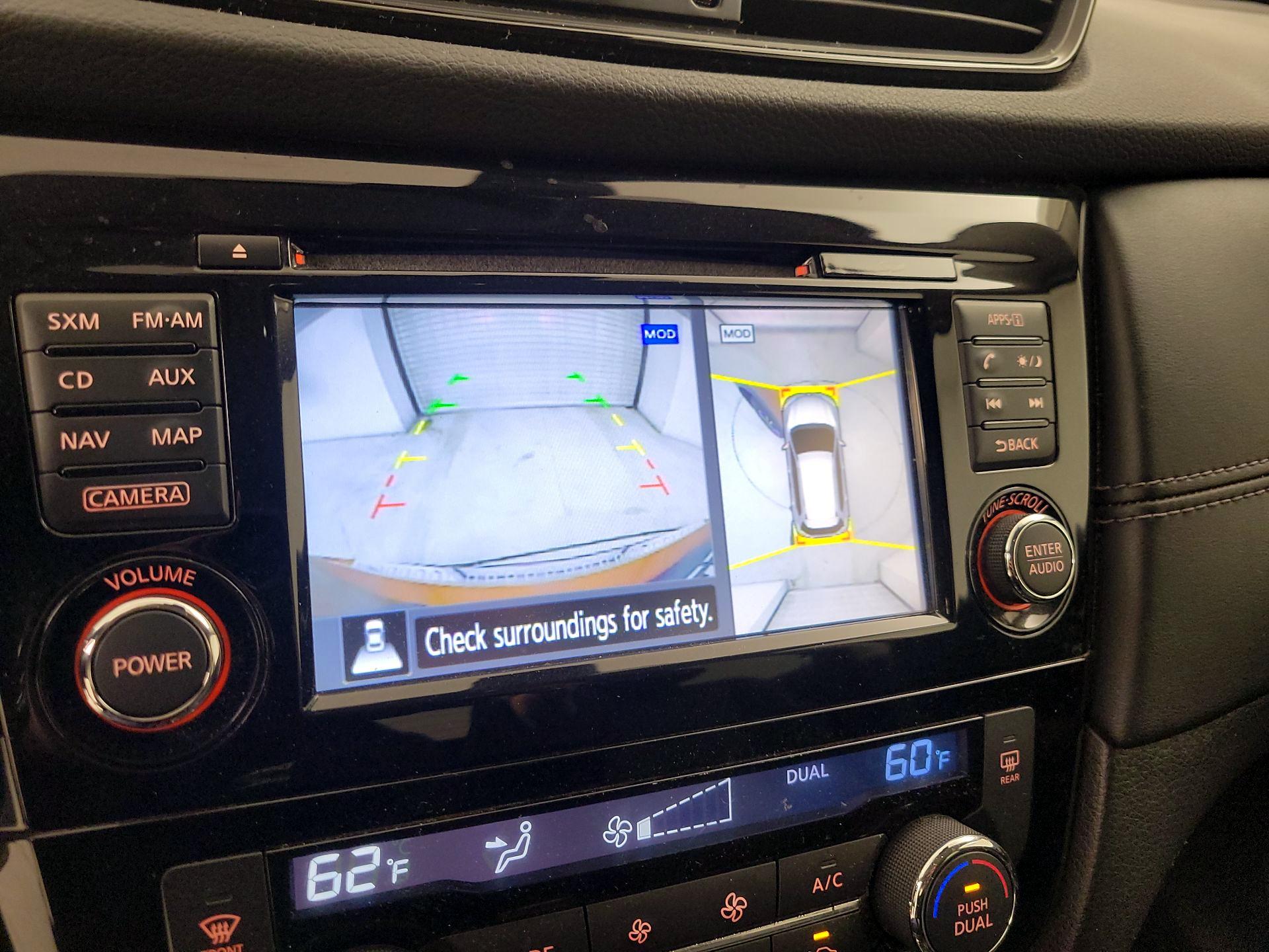 Thumbnail: 2017 Nissan Rogue - 15